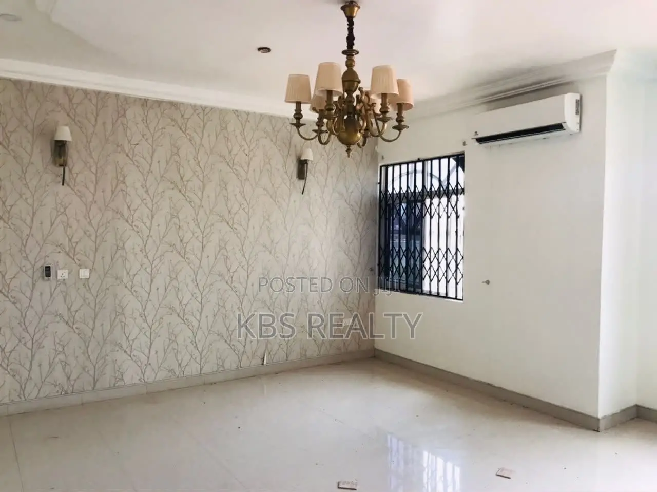 7bdrm Villa in American House for sale in American House