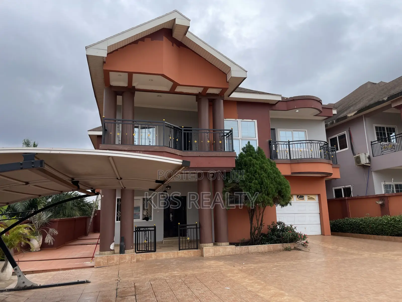 5bdrm Duplex in Danyame, Kumasi Metropolitan for rent in Kumasi Metropolitan