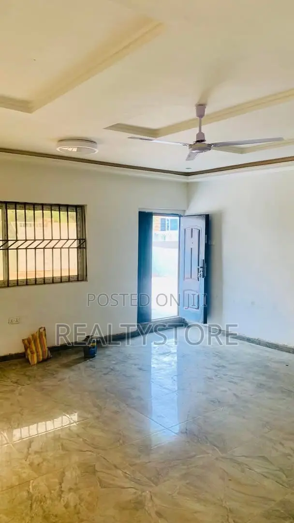 3bdrm House in Kasoa Roman Estate, Accra Metropolitan for sale in Accra Metropolitan