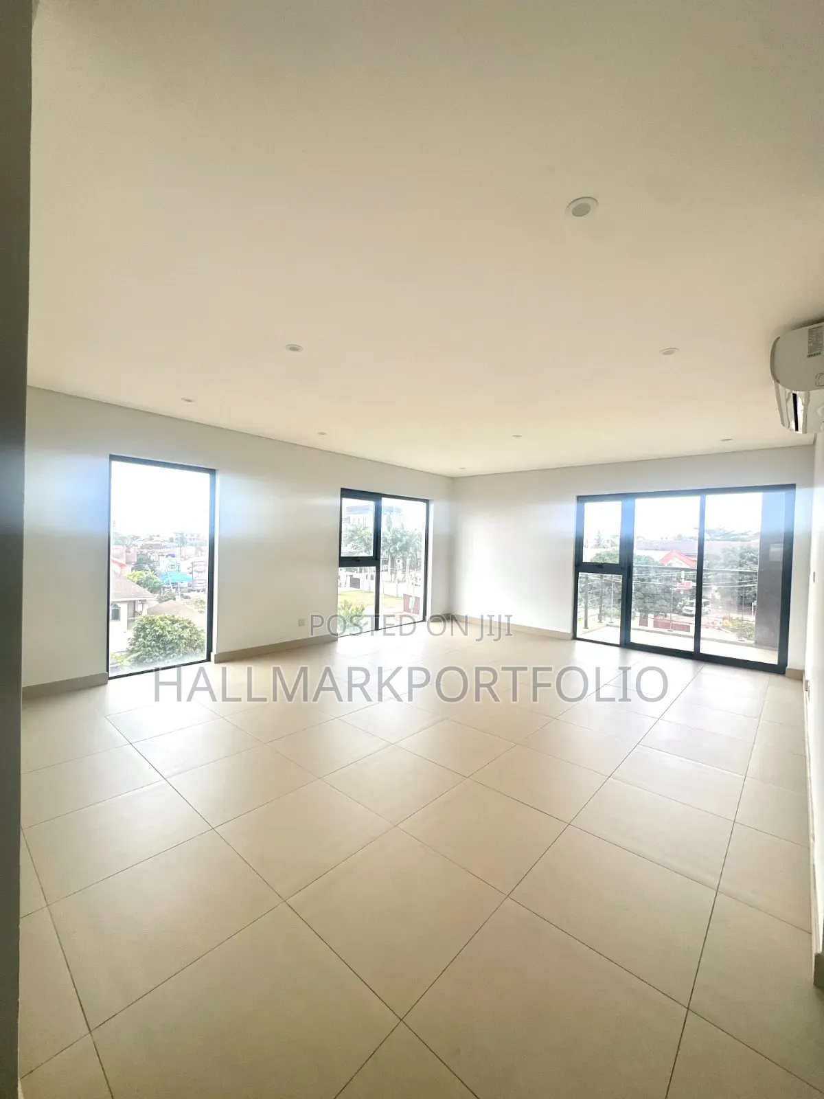 2bdrm Apartment in Boundary Road Area for sale in Boundary Road Area