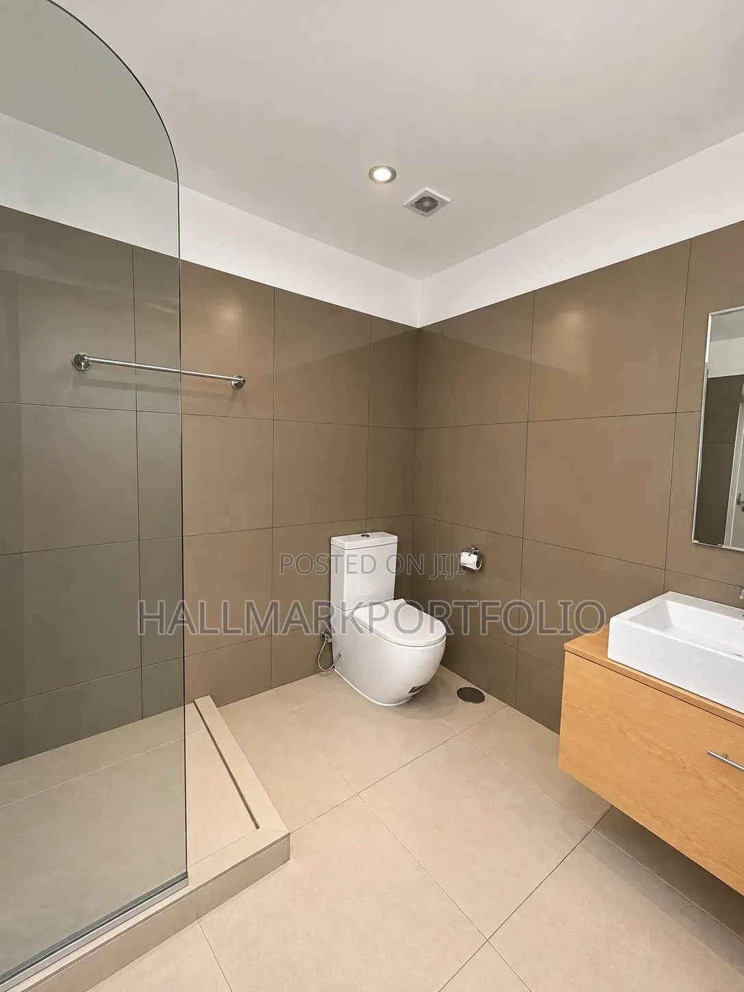 2bdrm Apartment in Boundary Road Area for sale in Boundary Road Area