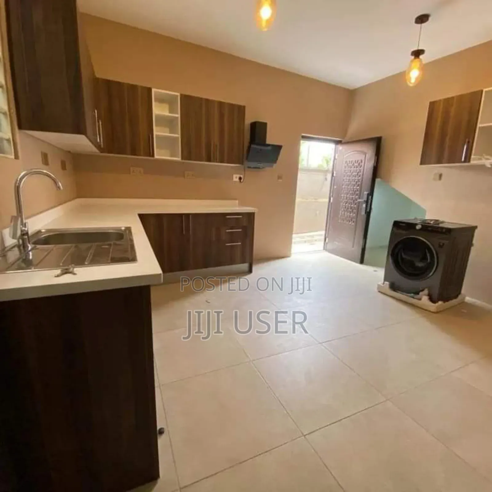2bdrm Apartment in ..., Madina for rent in Madina