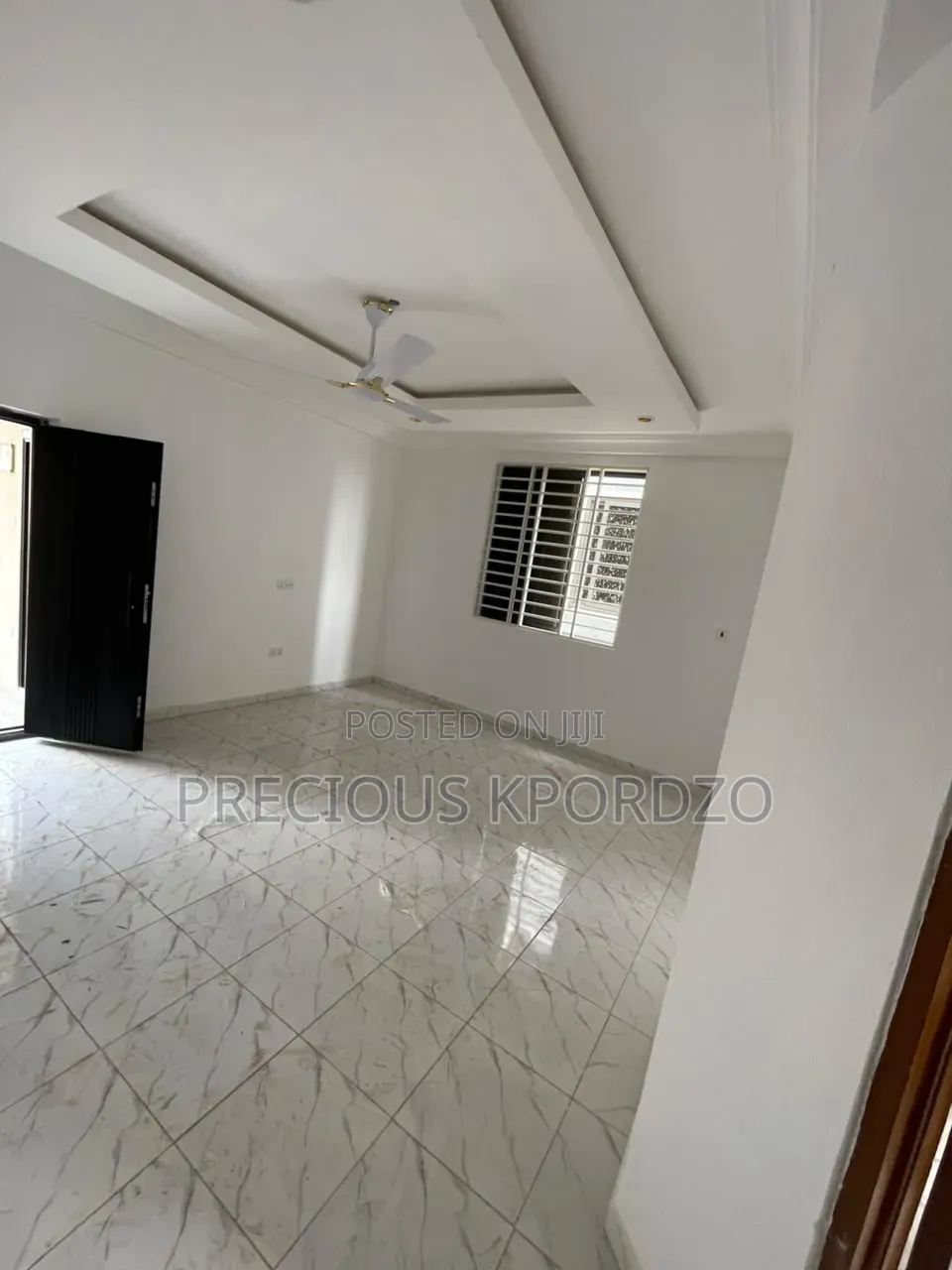 1bdrm Room & Parlour in Amrahia Adenta, Frafraha for rent in Frafraha