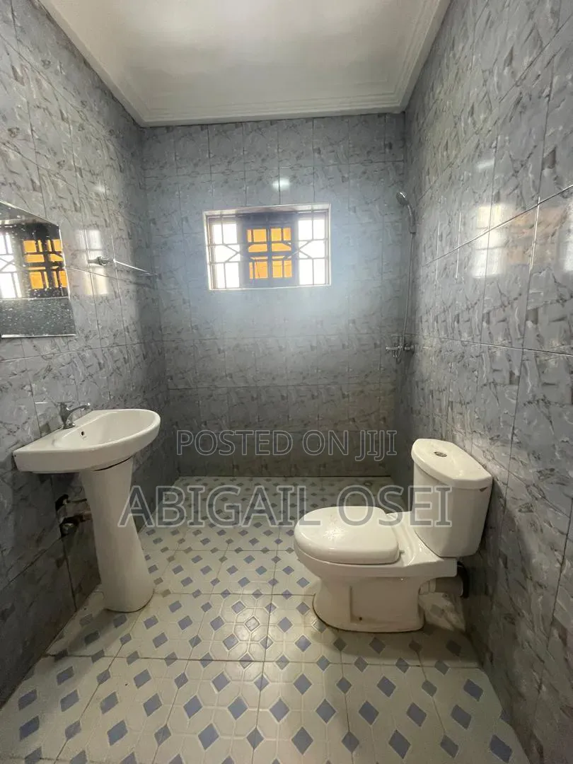 2bdrm Apartment in Lakeside Community 4, Accra Metropolitan for rent in Accra Metropolitan