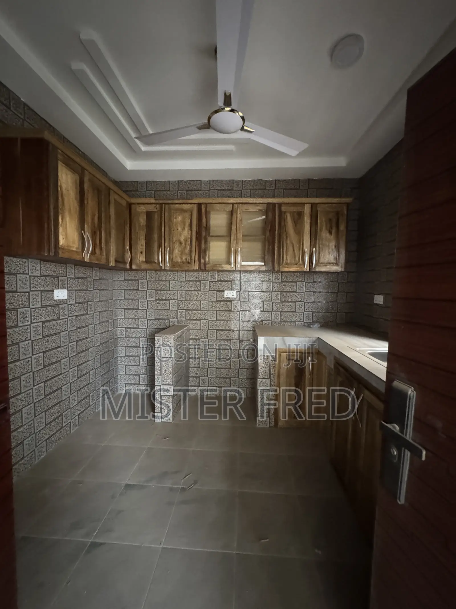 2bdrm Apartment in Blockfactory, Weija for rent in Weija