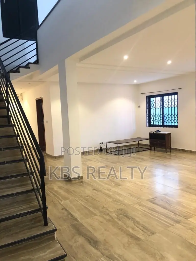 3bdrm Duplex in Trasacco Phase 1, Accra Metropolitan for rent in Accra Metropolitan