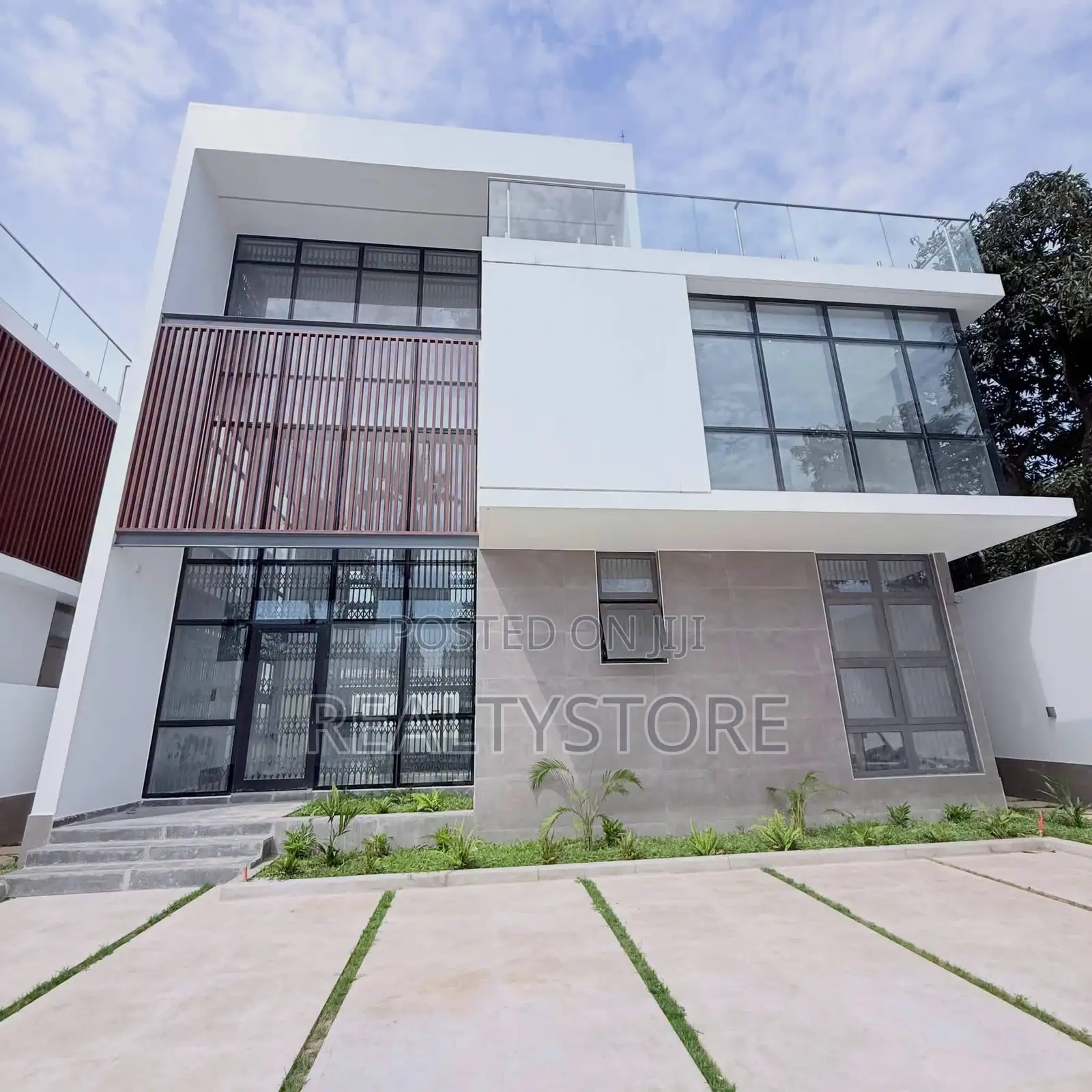 4bdrm House in Cantoment, Accra Metropolitan for rent in Accra Metropolitan