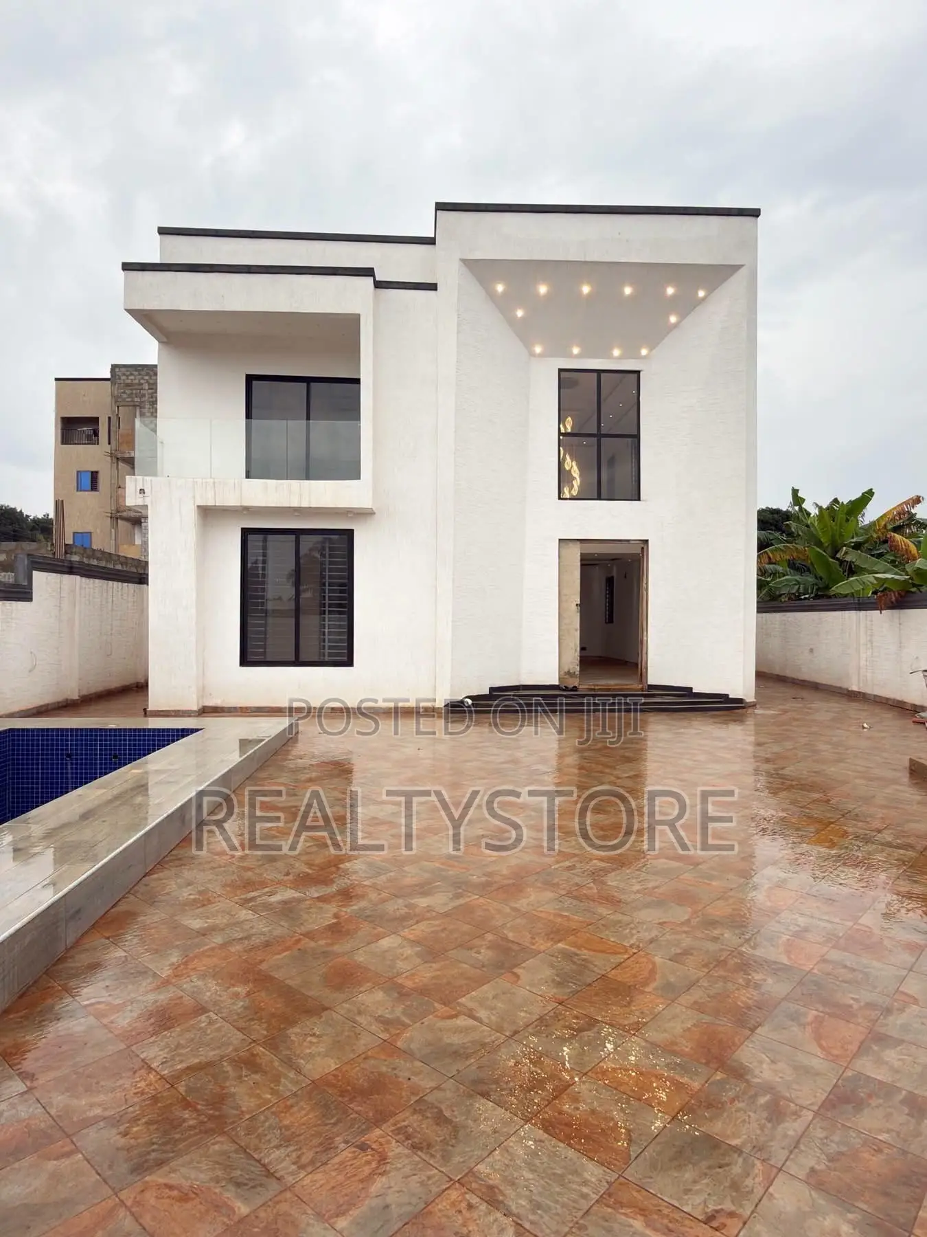 5bdrm House in Adenta, Accra Metropolitan for sale in Accra Metropolitan
