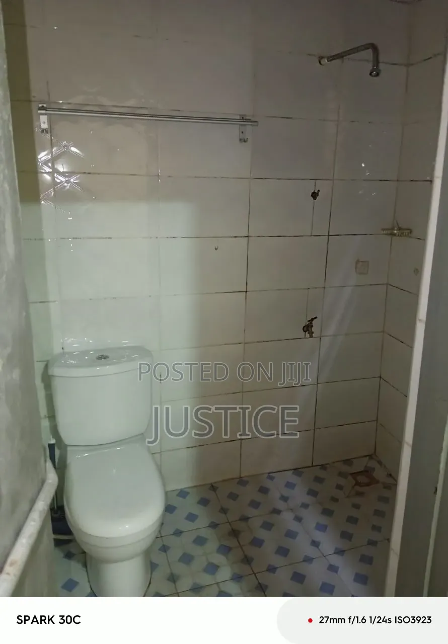 1bdrm Apartment in New Site Adenta for rent in New Site
