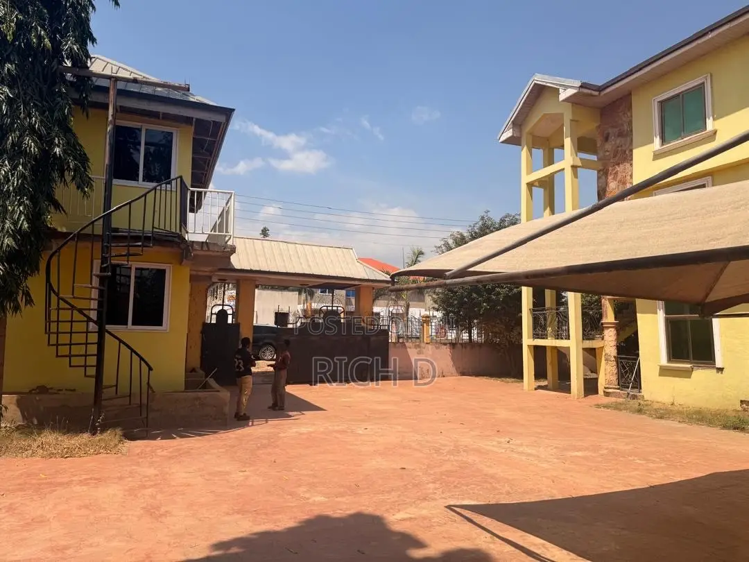 9bdrm Apartment in Community 25 for sale in Community 25
