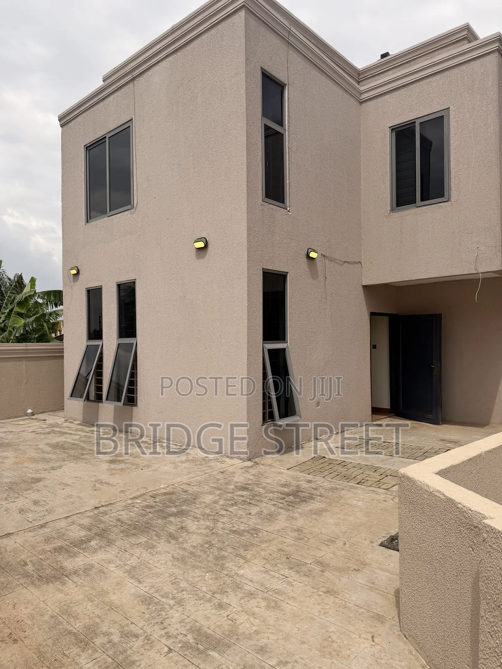 2bdrm Apartment in 2809 Court, Nmai-Dzorn for rent in Nmai-Dzorn