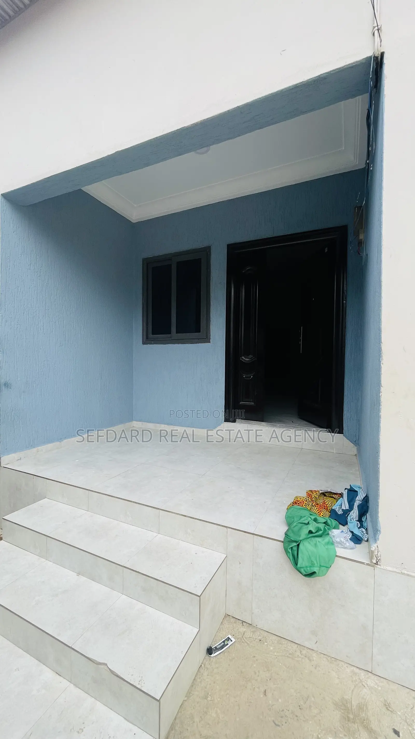 3bdrm Apartment in Sefdard Properties, Pokuase for rent in Pokuase