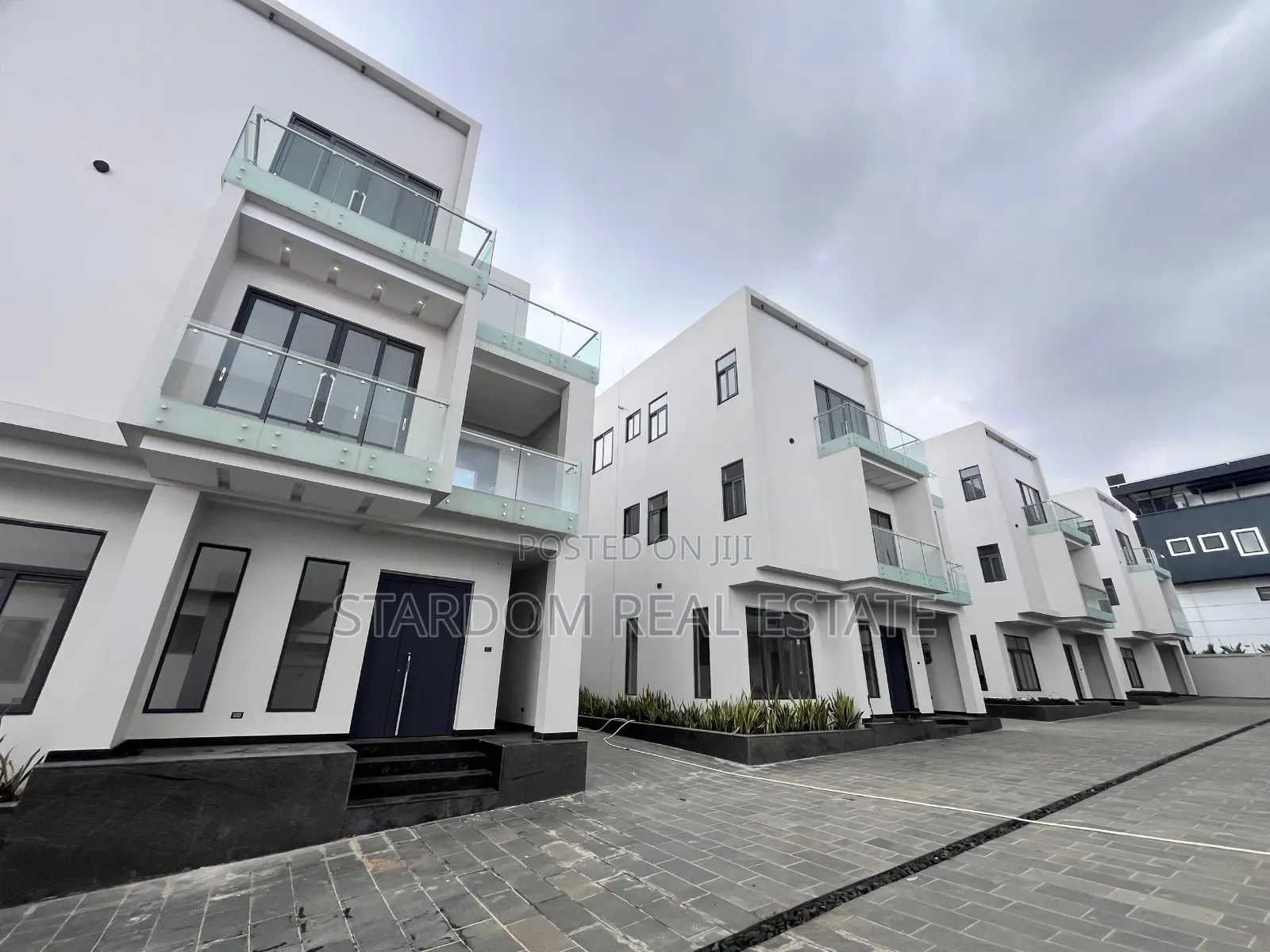 4bdrm Townhouse / Terrace in East Legon Lagos, Bawaleshie for rent in Bawaleshie