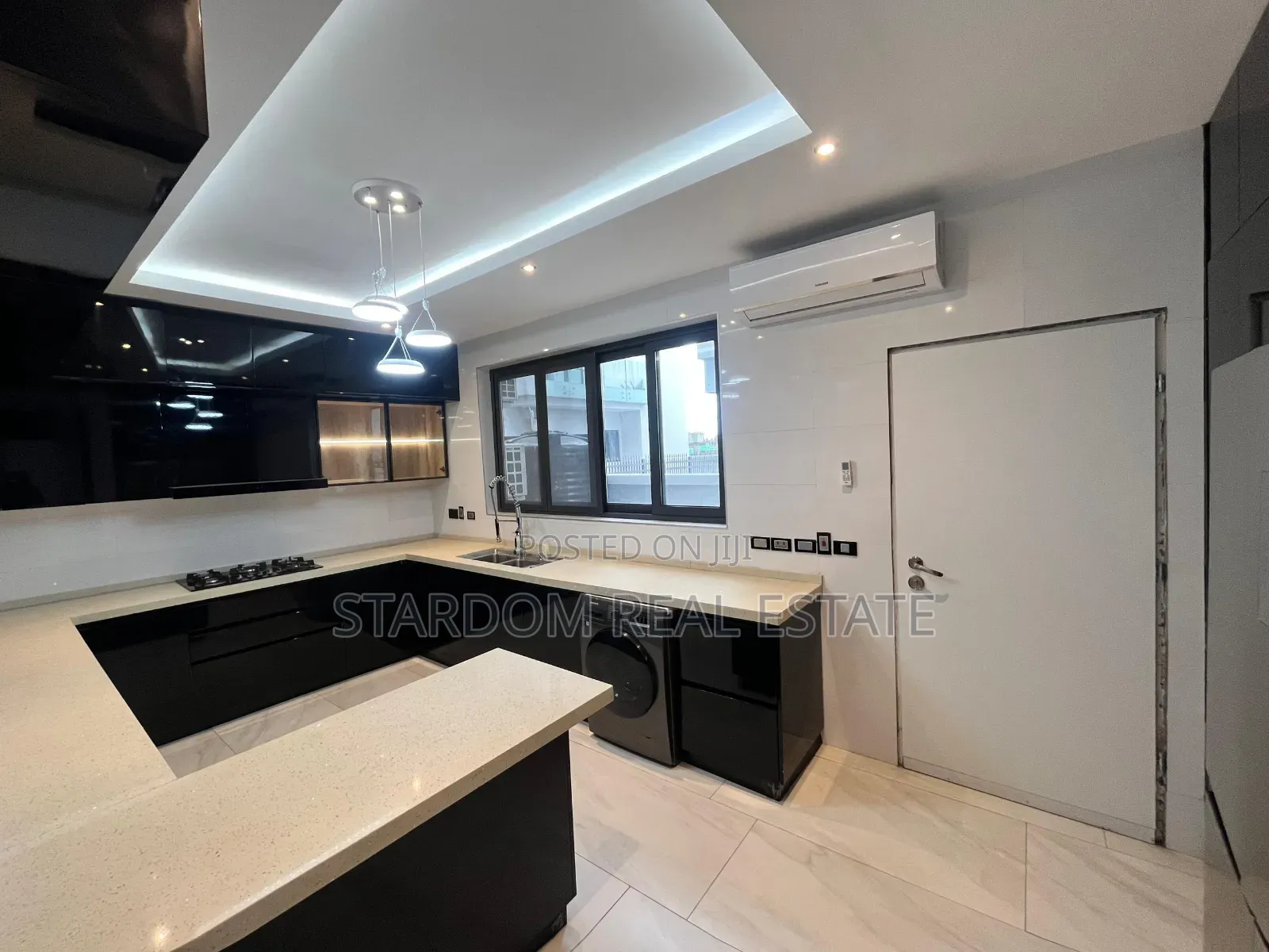 4bdrm Townhouse / Terrace in East Legon Lagos, Bawaleshie for rent in Bawaleshie