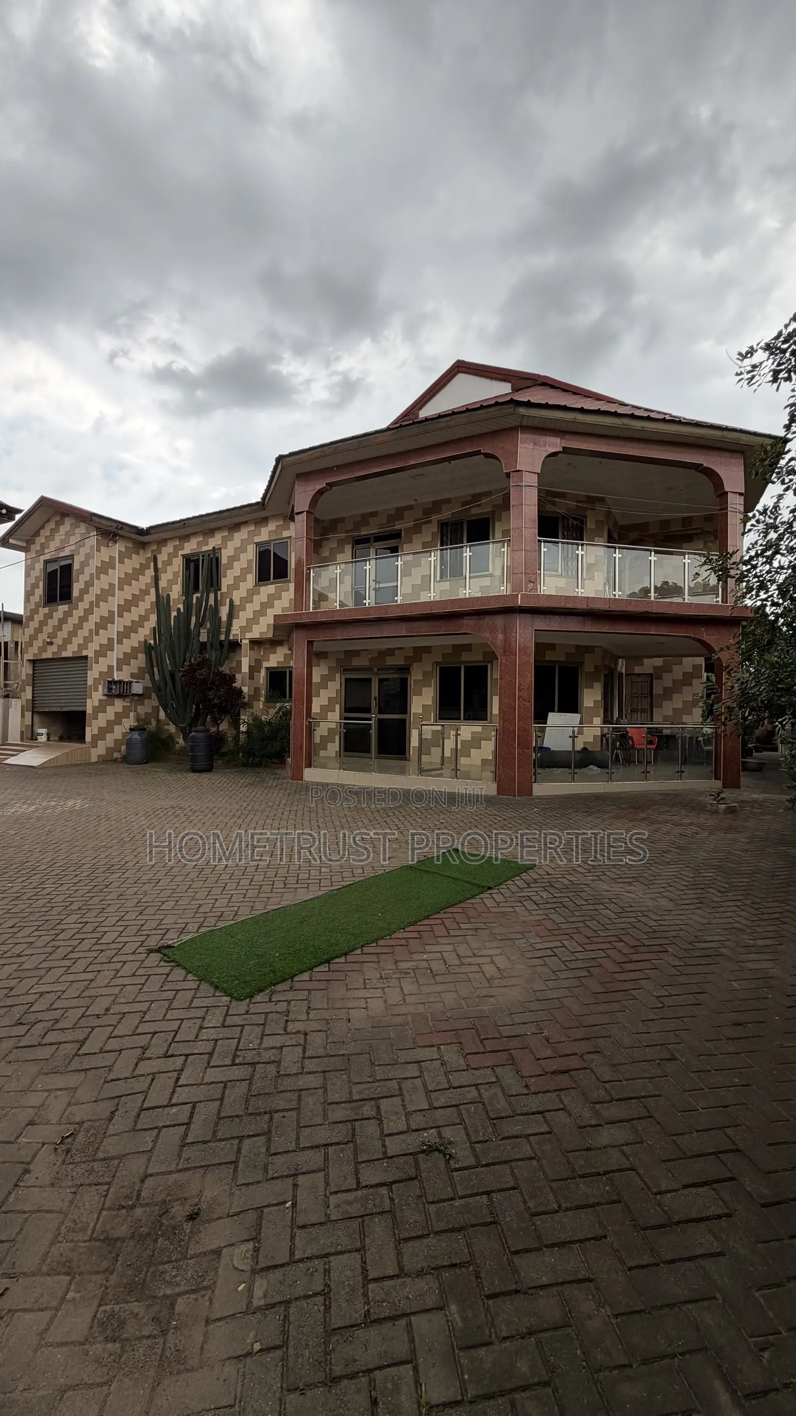 7bdrm Duplex in Ablekuma Ga Odumase for sale in Ablekuma