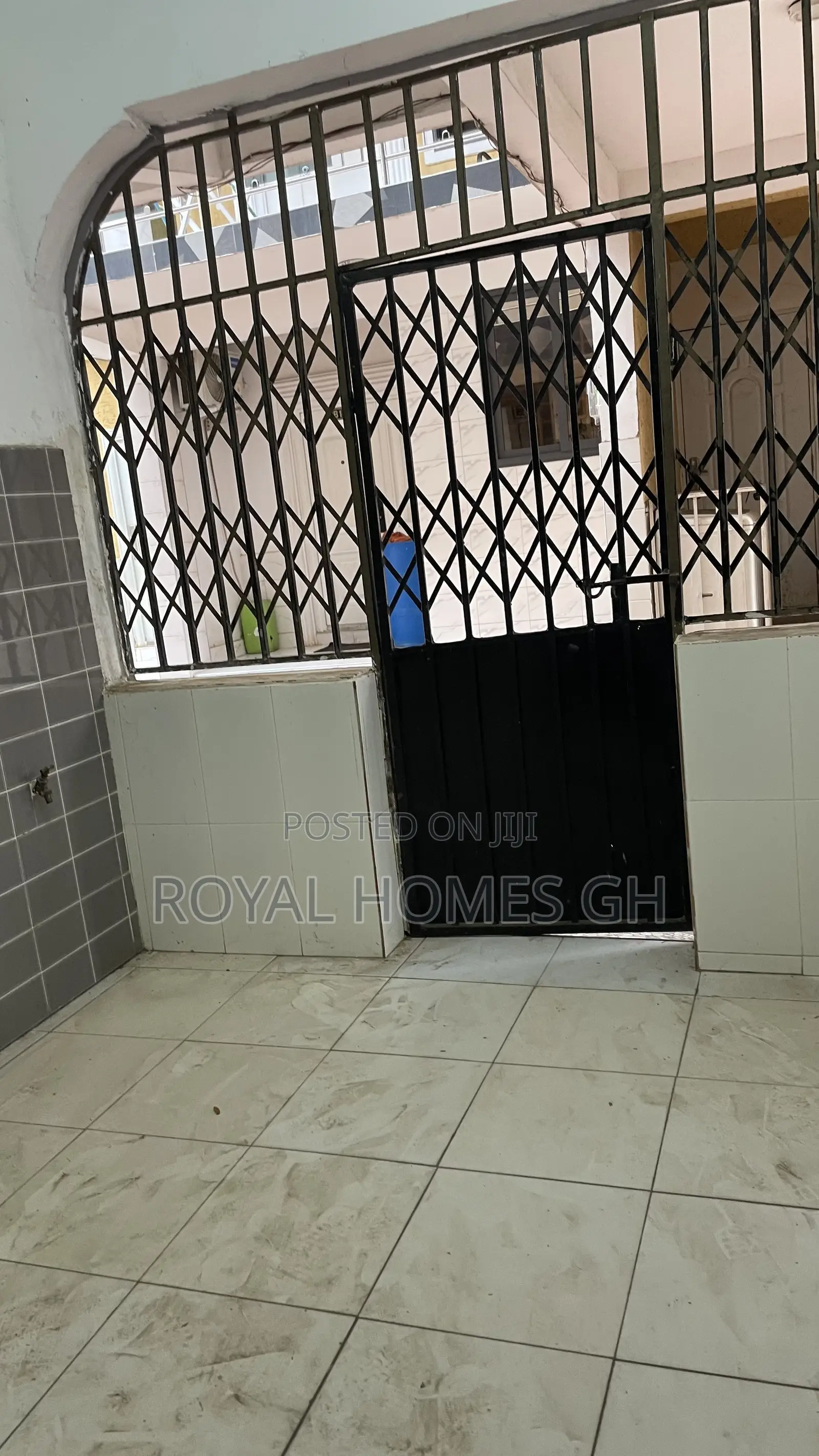1bdrm Apartment in Royal Homes Gh, East Legon for rent in East Legon