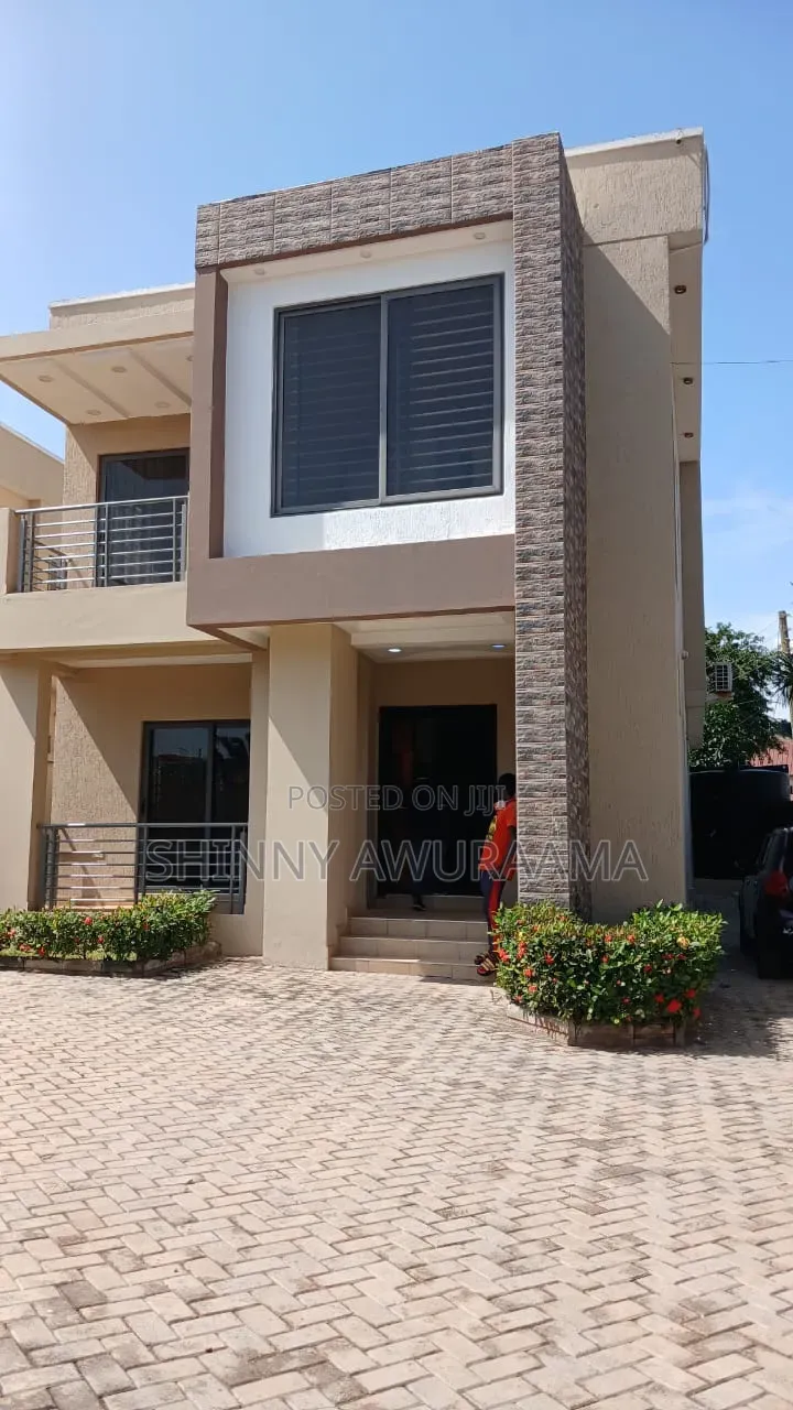 4bdrm House in East Legon American for rent in American House