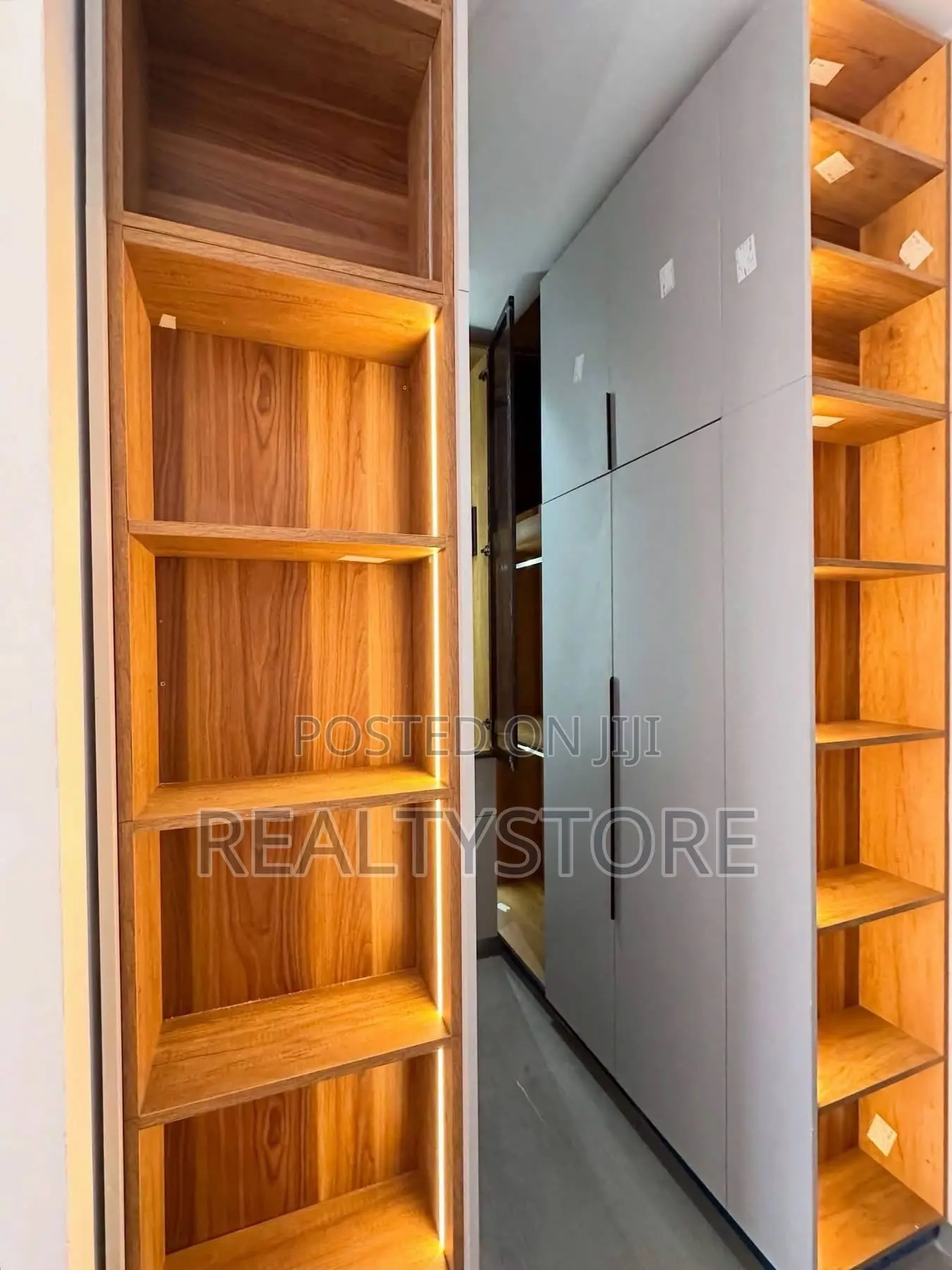 3bdrm House in Lake Side, Accra Metropolitan for sale in Accra Metropolitan