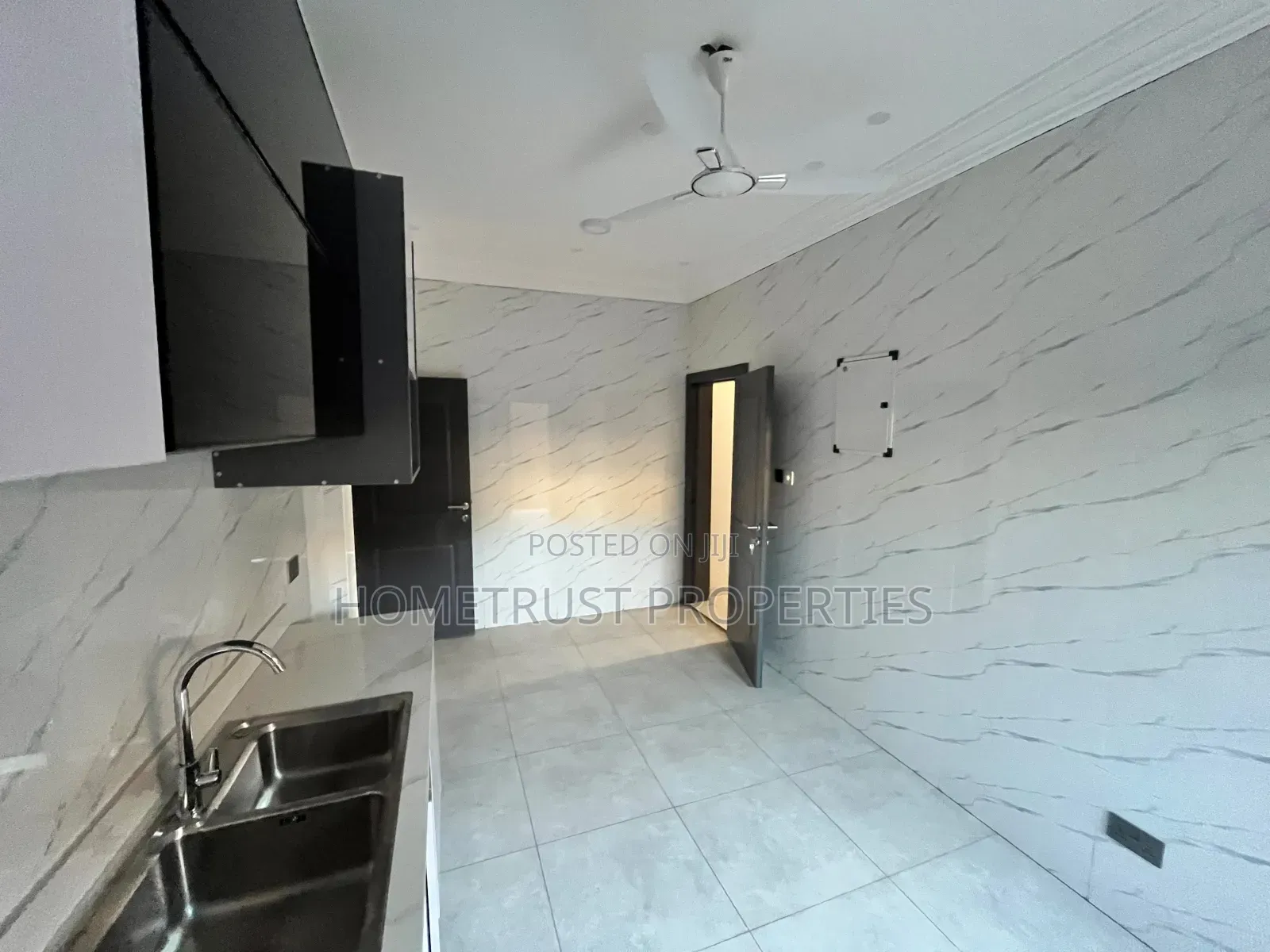 3bdrm Duplex in Adenta Kenkey House, Barrier for sale in Barrier