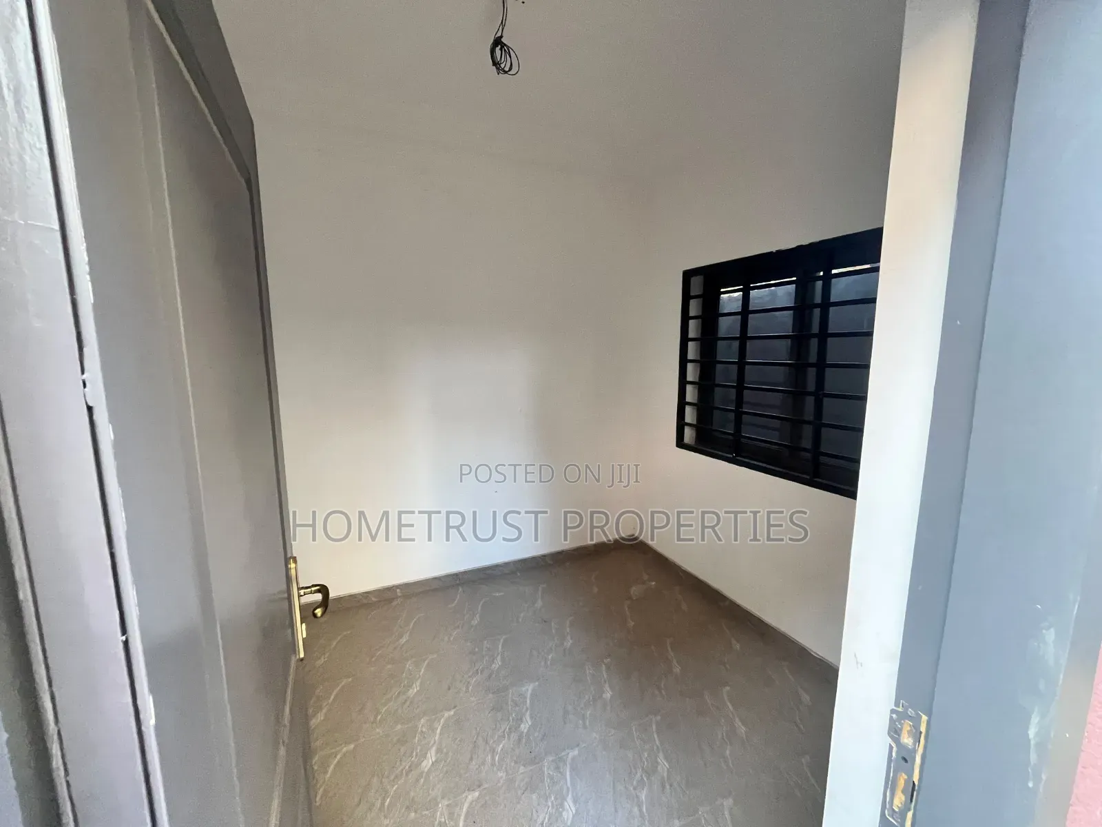 3bdrm Duplex in Adenta Kenkey House, Barrier for sale in Barrier