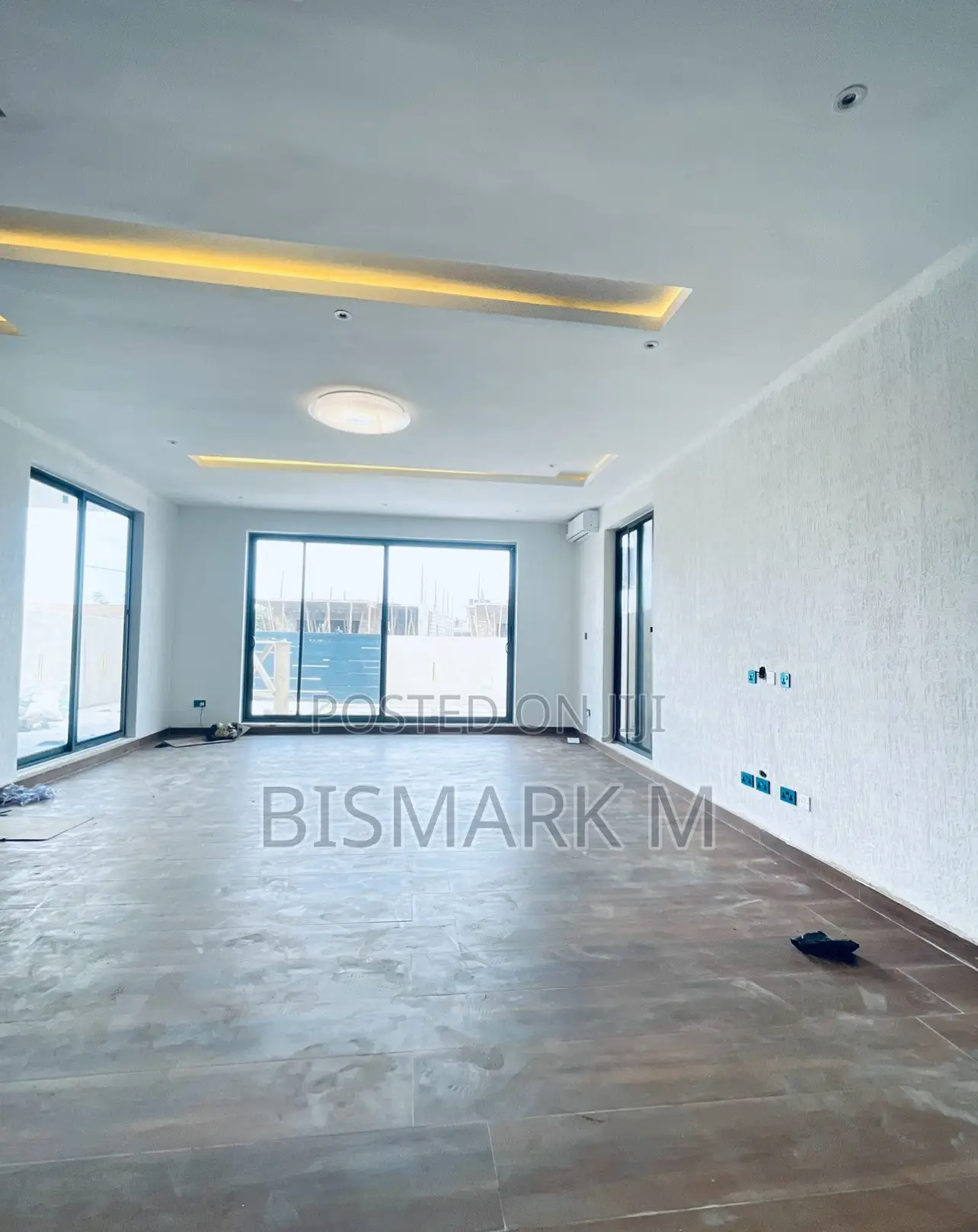 4bdrm House in School Junction, for sale in Ashaley Botwe