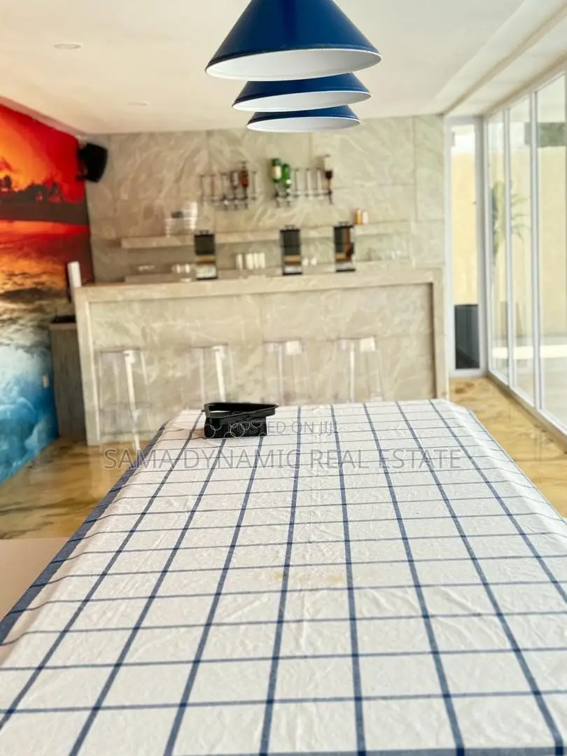 Furnished 6bdrm Mansion in Labone for rent in Labone