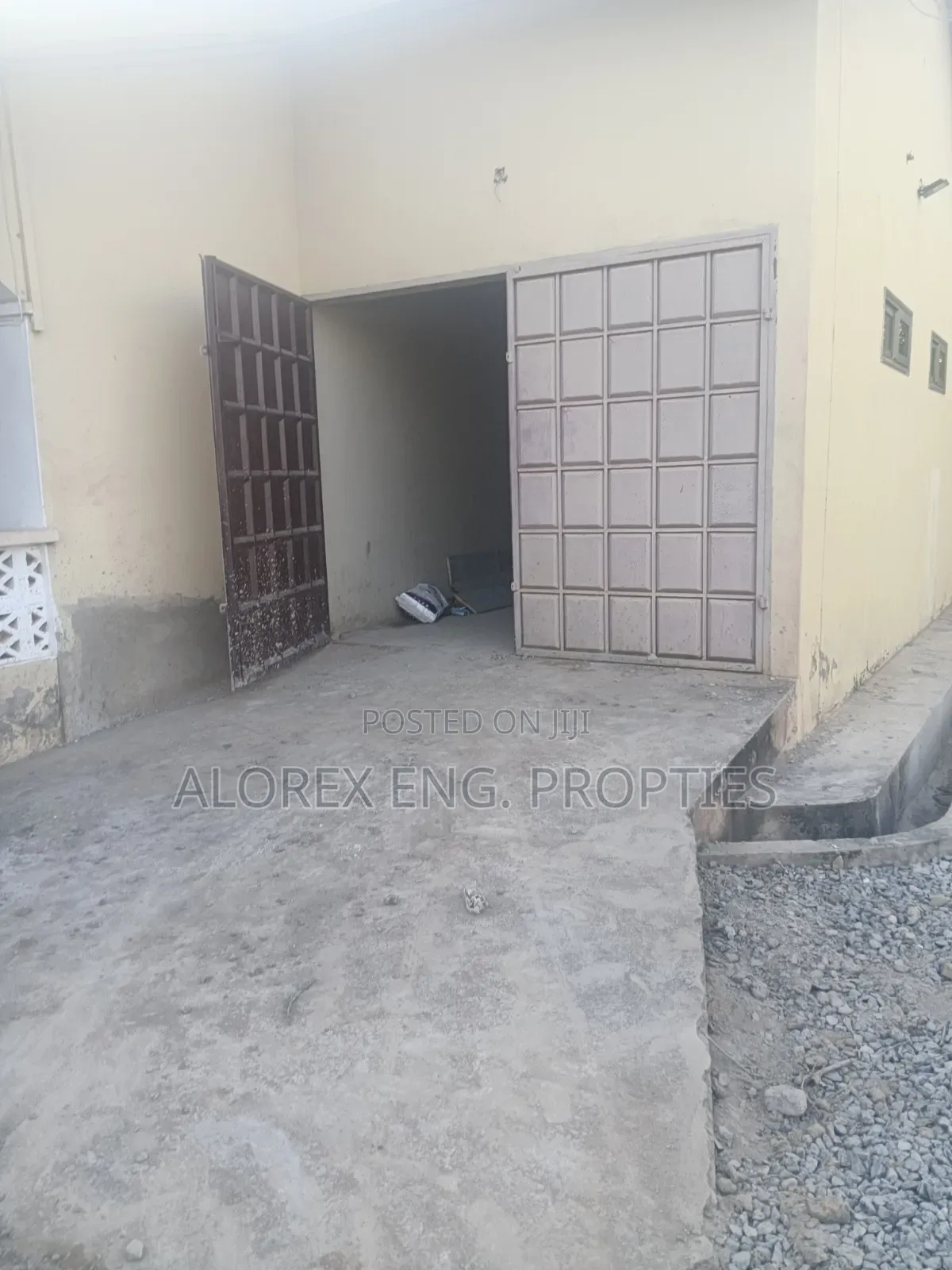 3bdrm Apartment in Abokobi, Pentecost for rent in Pentecost