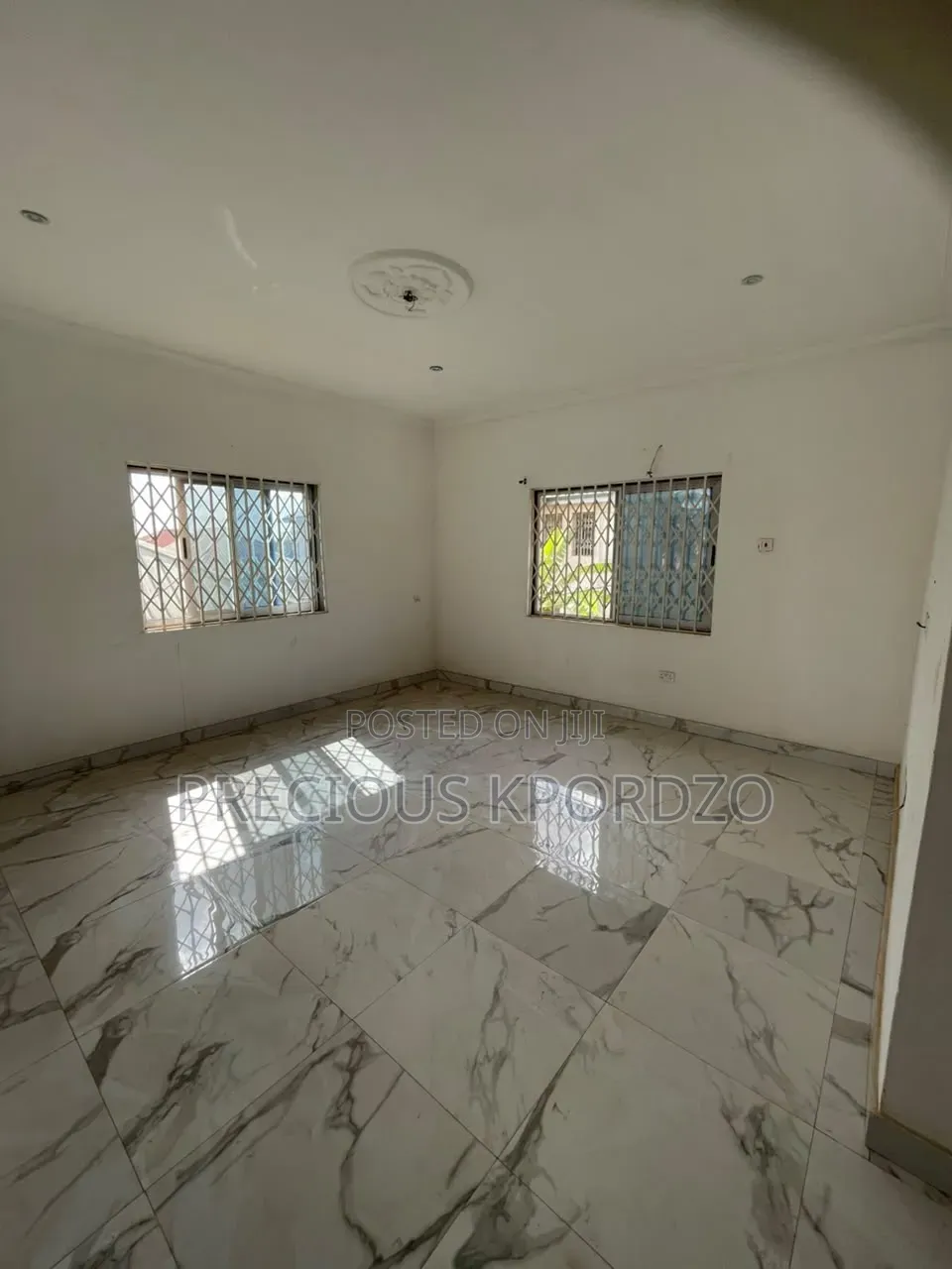 1bdrm Room & Parlour in Adenta Commandos for rent in Commandos