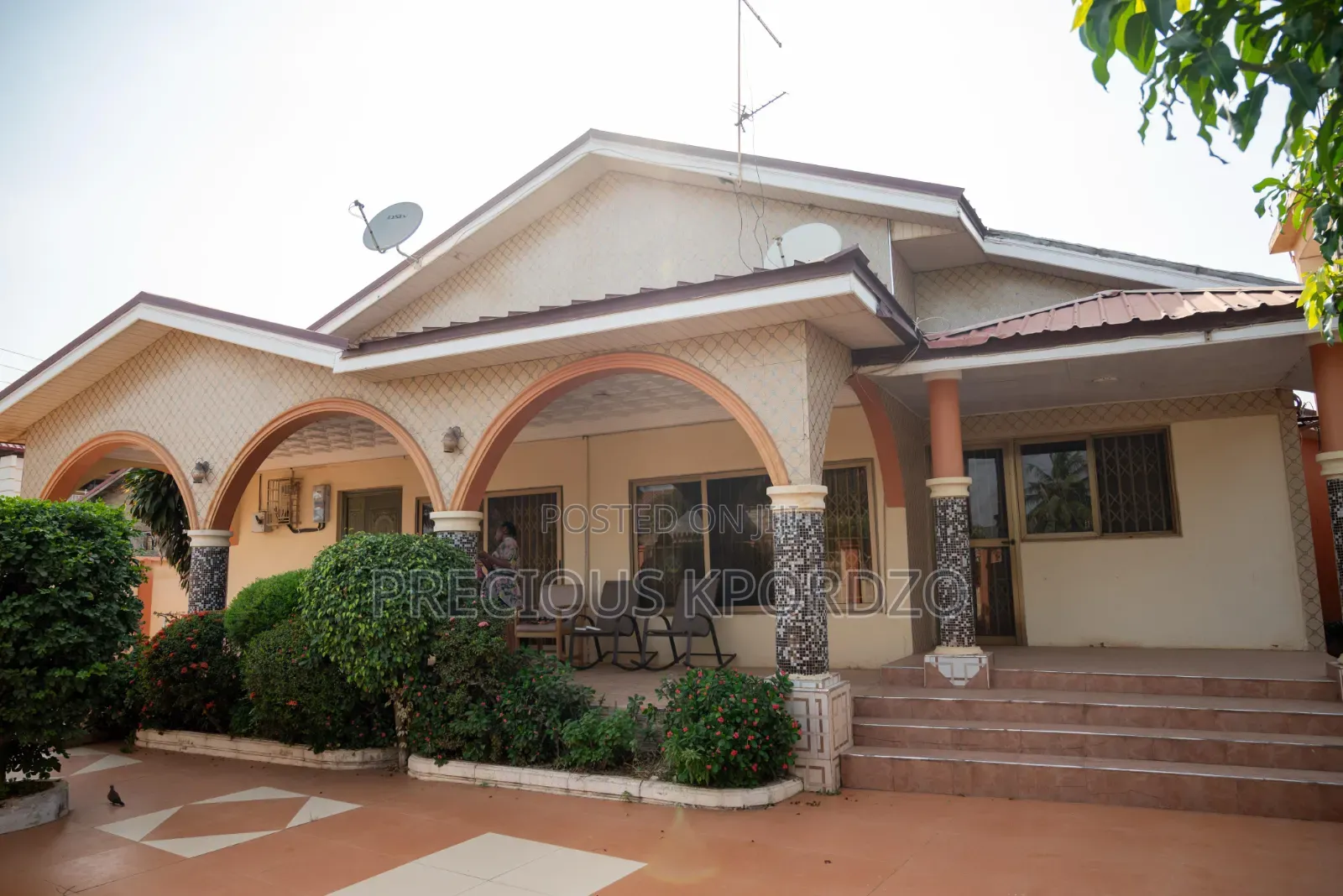 7bdrm House in Frafraha Adenta for rent in Frafraha