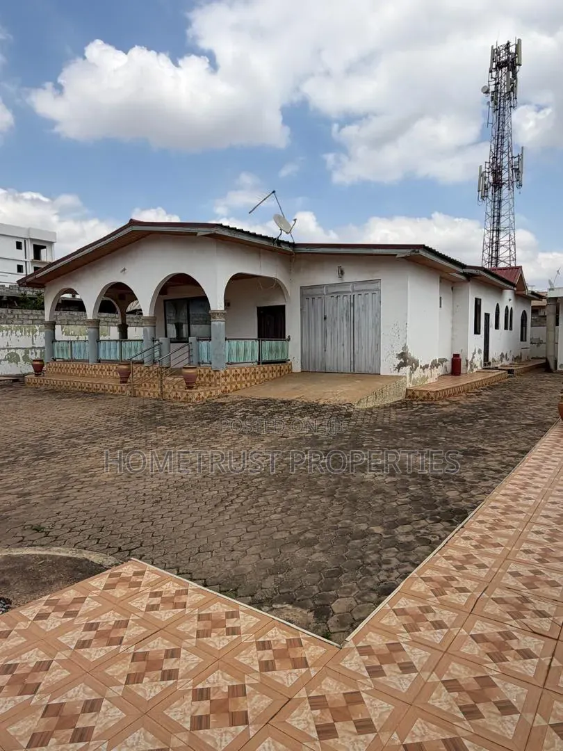 4bdrm House in Spintex Baatsona for sale in Baatsona Total