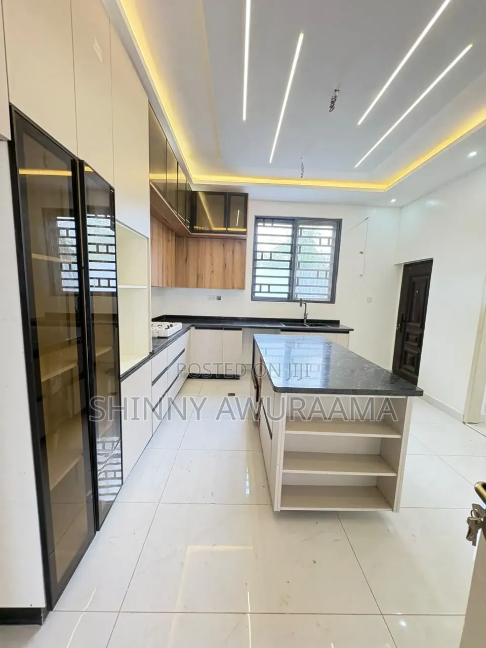 4bdrm House in East Legon Hills, School Junction for sale in School Junction
