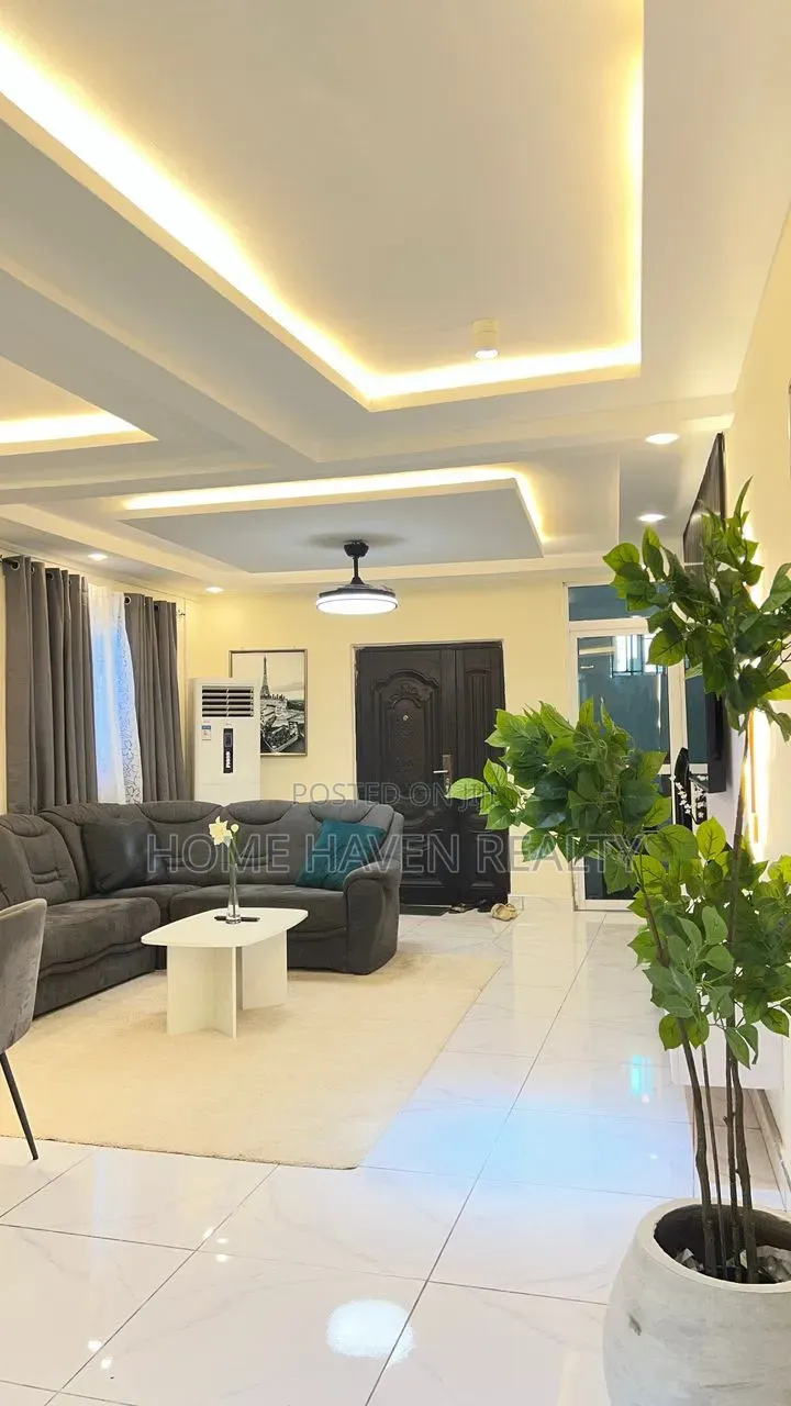 3bdrm House in Spintex Baastona, Baatsona Total for sale in Baatsona Total