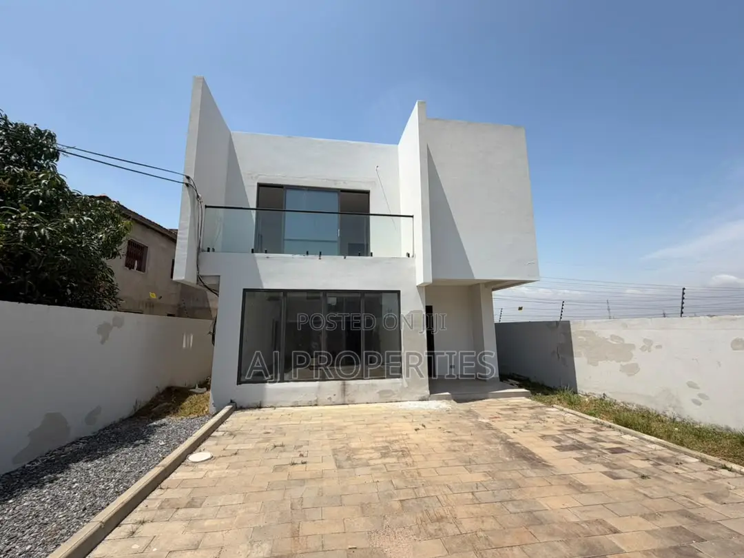 3bdrm House in Iconic-Stone, Adjiriganor for rent in Adjiriganor