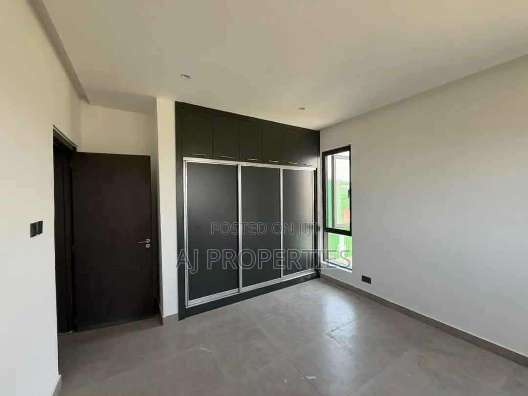 3bdrm House in Iconic-Stone, Adjiriganor for rent in Adjiriganor