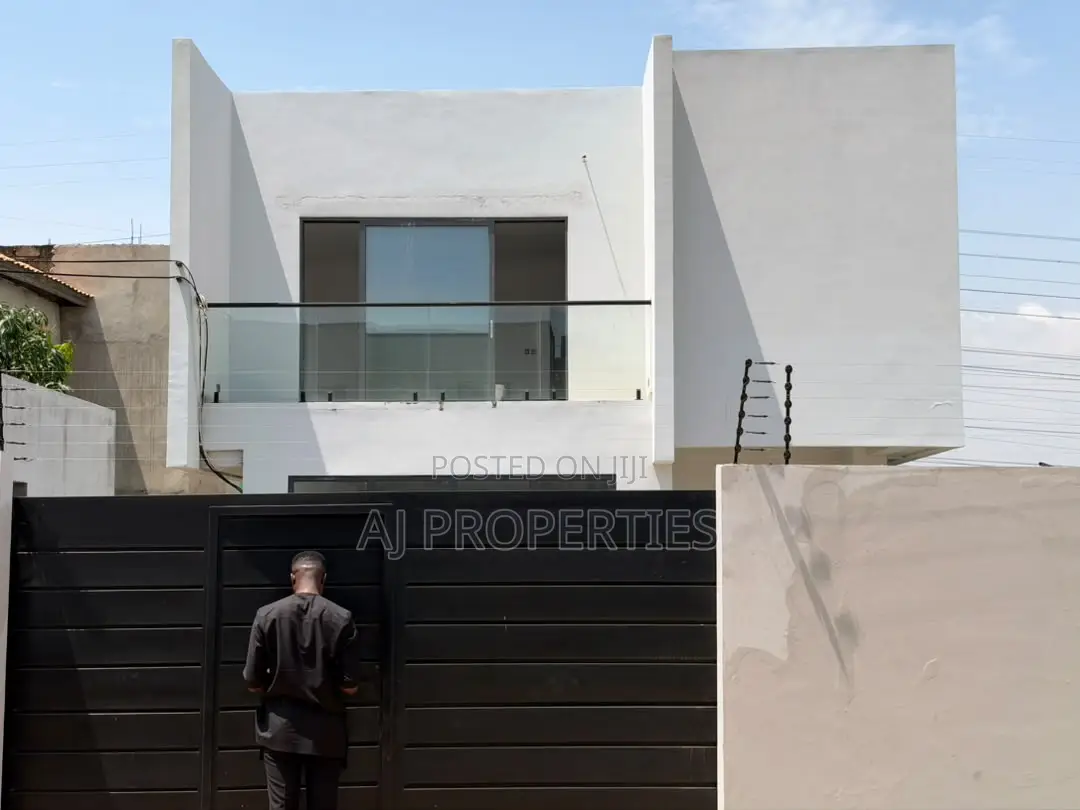 3bdrm House in Iconic-Stone, Adjiriganor for rent in Adjiriganor