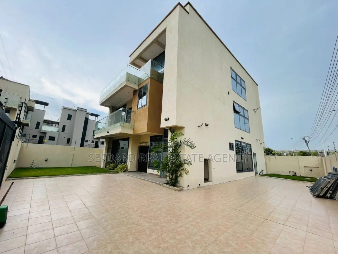 5bdrm Penthouse in Sefdard Properties, Roman Ridge for sale in Roman Ridge