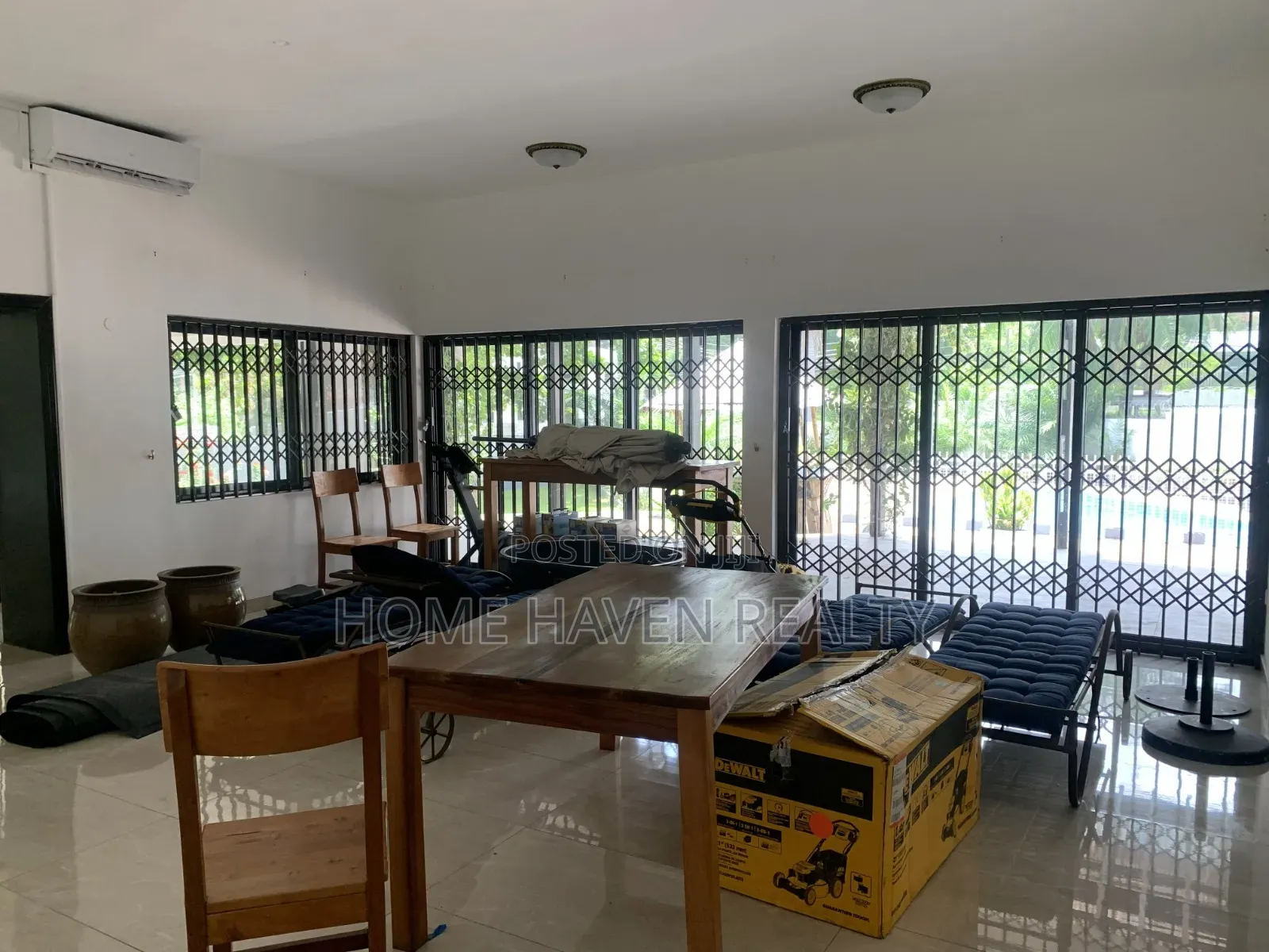 5bdrm House in North Ridge for rent in North Ridge