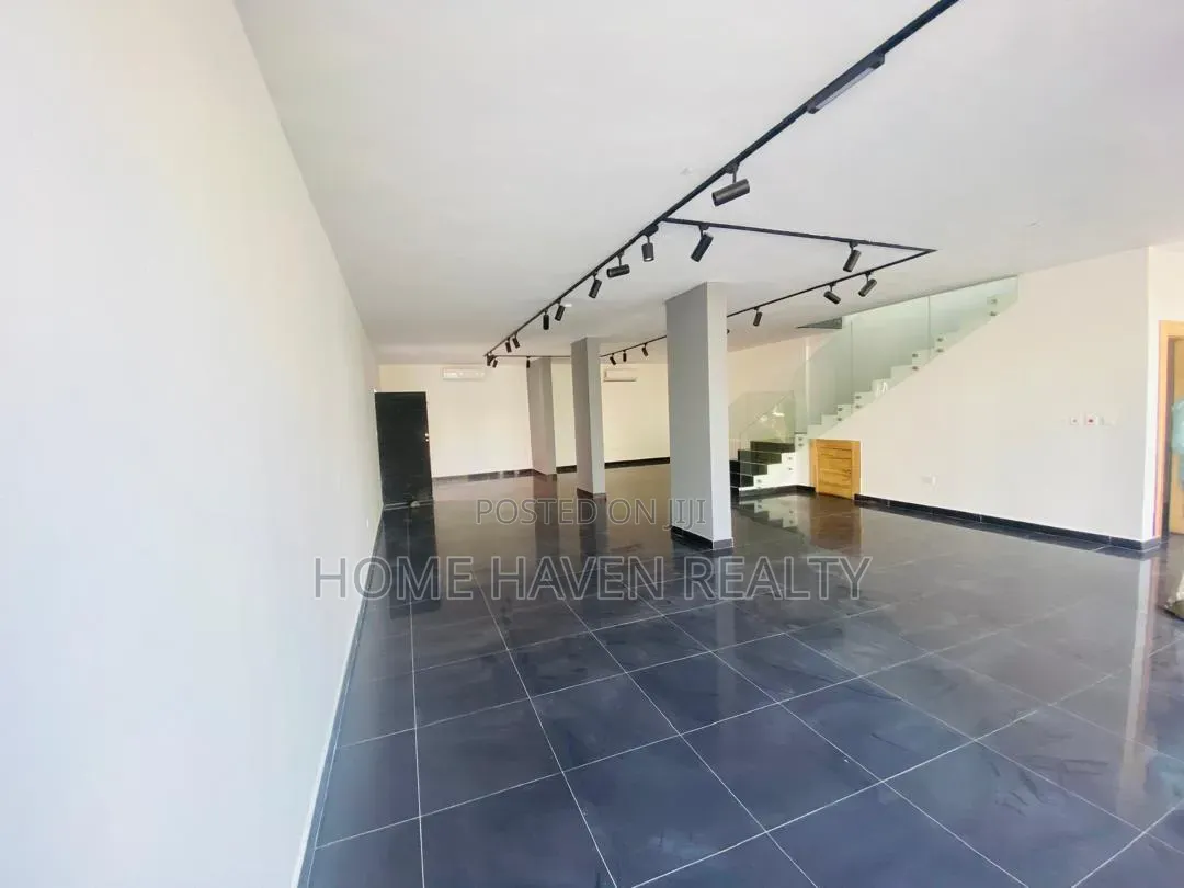 187 Square Meter Office Space for Rent at Dzorwulu in Dzorwulu