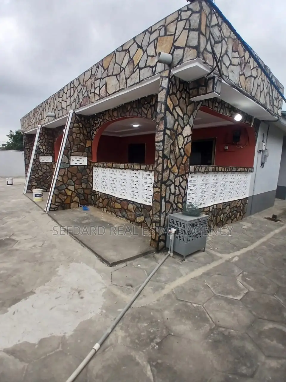 4bdrm House in Sefdard Properties, Amasaman for rent in Amasaman