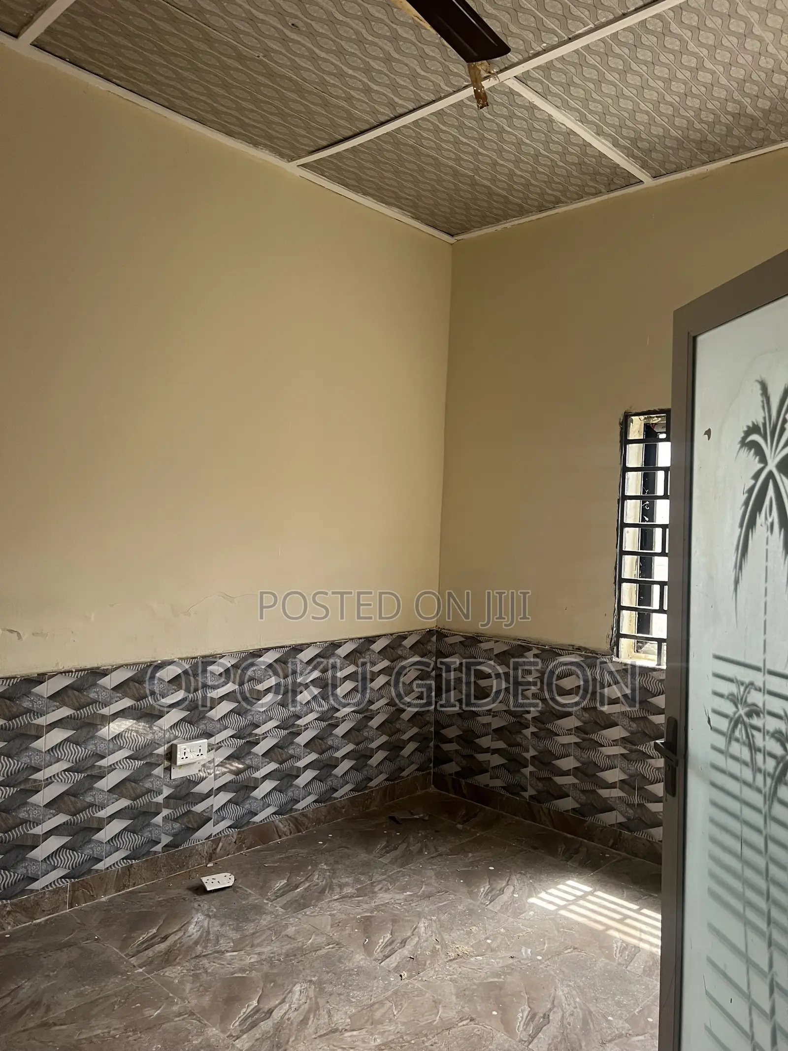 1bdrm Room & Parlour in Oduman, Manhean for rent in Manhean
