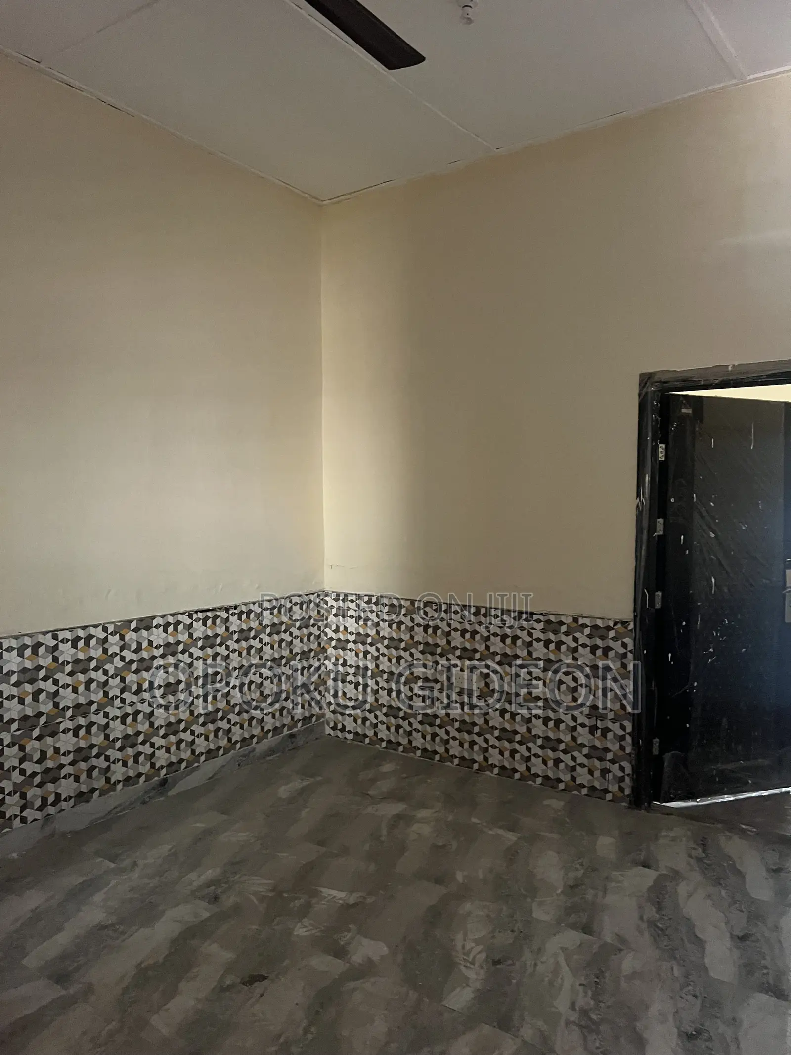 1bdrm Room & Parlour in Oduman, Manhean for rent in Manhean