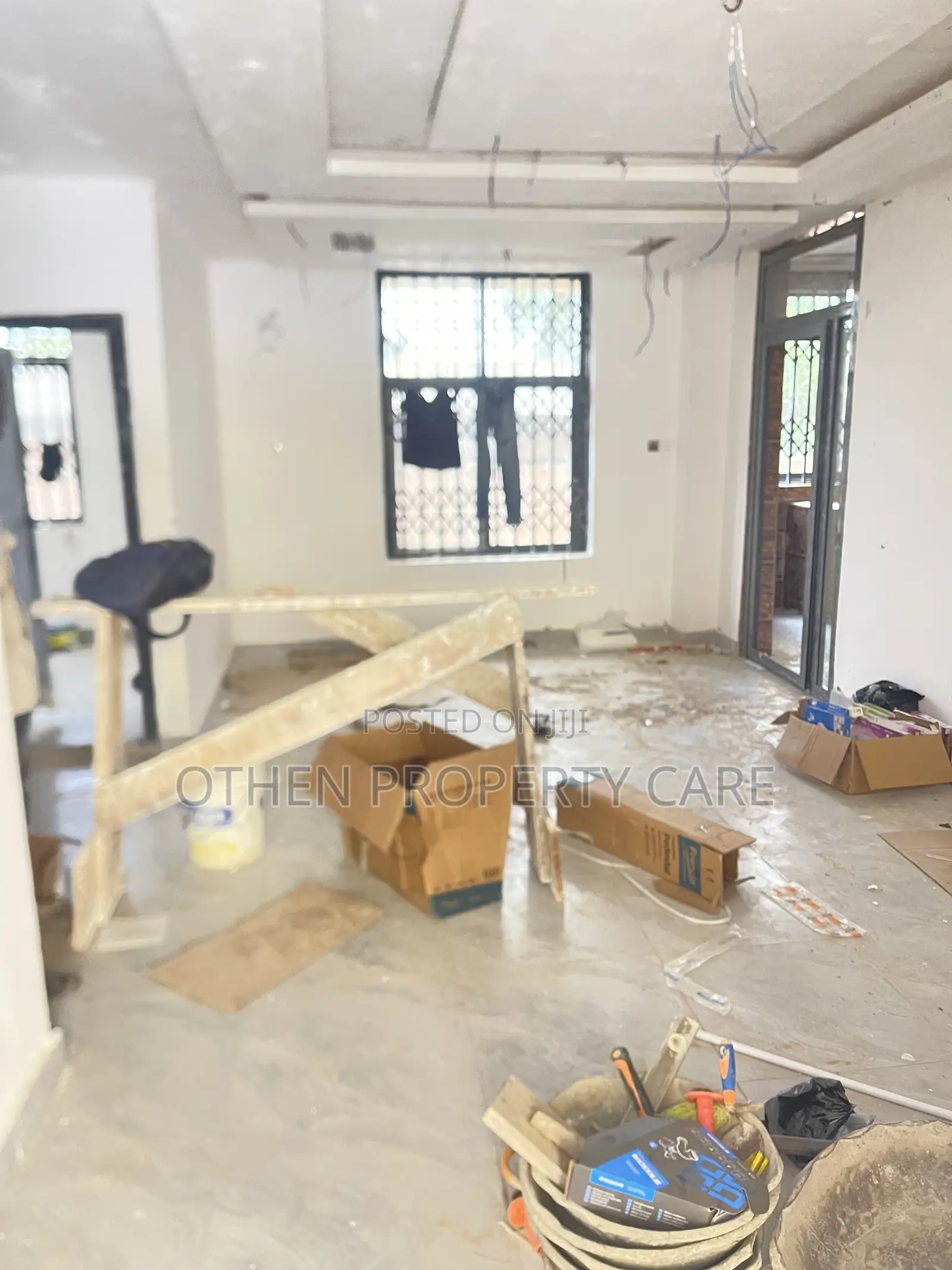 3bdrm Apartment in Othen Property Care, Awoshie for rent in Awoshie