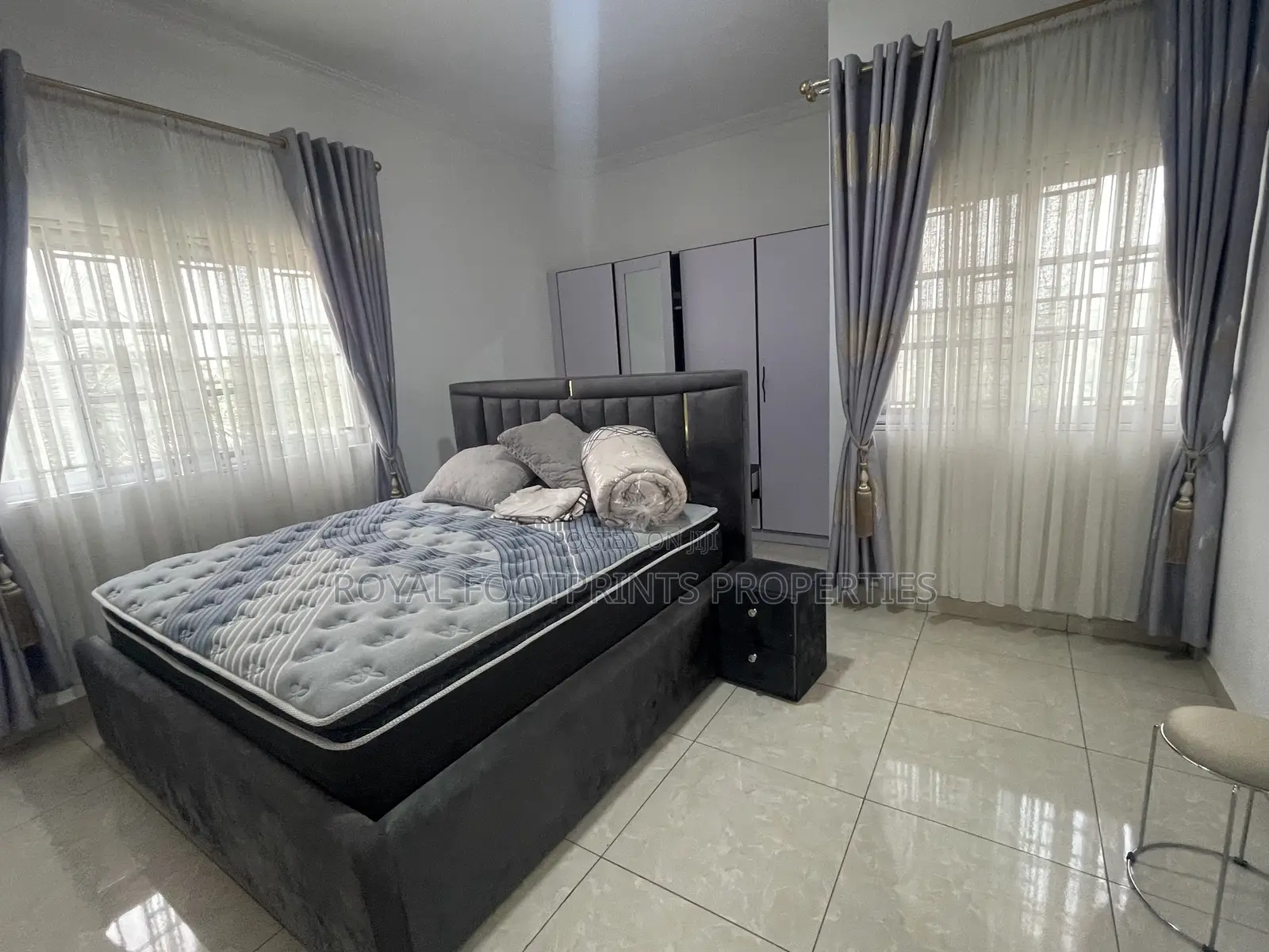 3bedrooms Fully Furnished in Oyarifa