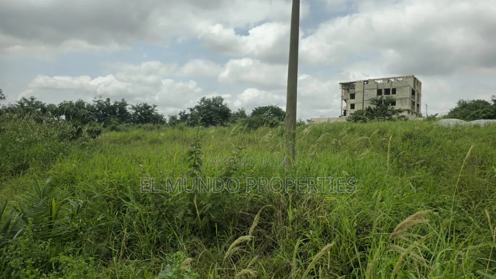 Plot of Land at Asouyeboah Ssnit Flat for Sale in Kumasi Metropolitan