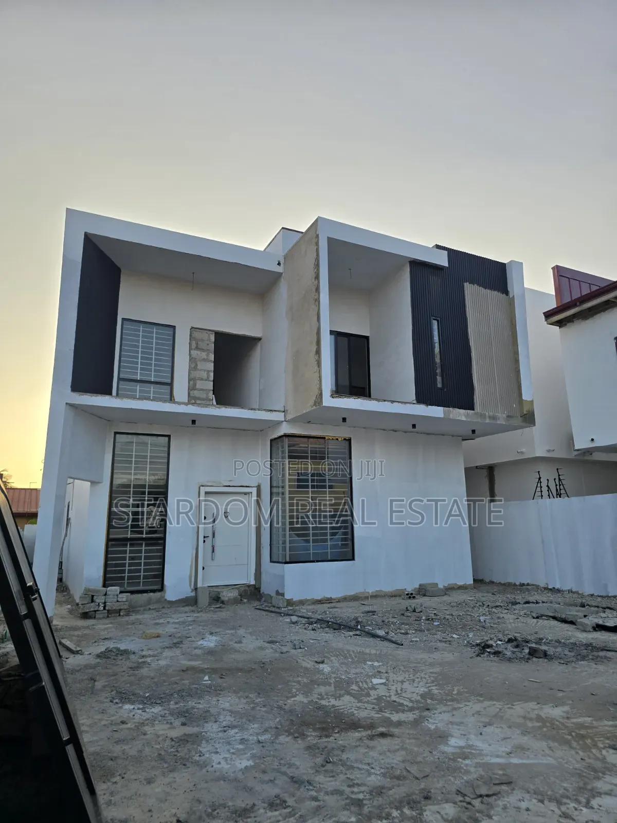 4bdrm Duplex in Spintex Road, Baatsona Total for sale in Baatsona Total