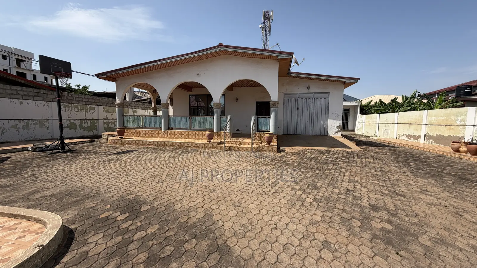 4bdrm House in Aj Properties, Spintex for sale in Spintex