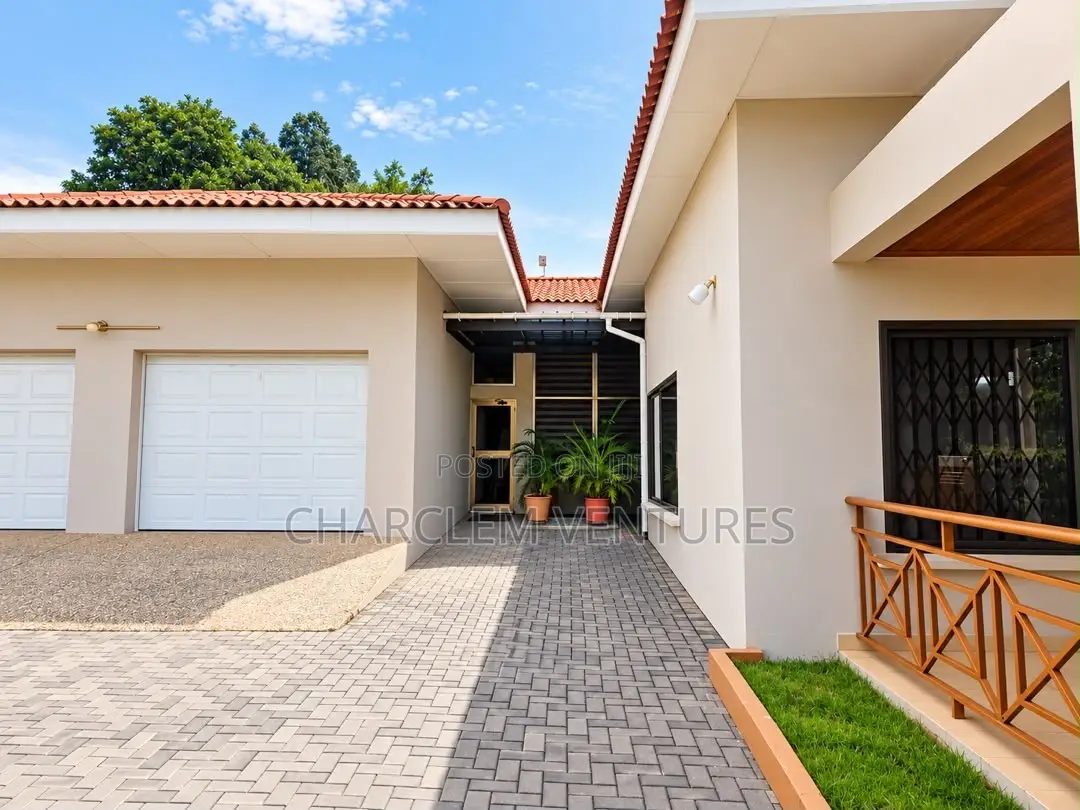 3bdrm House in Charclem Ventures, Spintex for sale in Spintex