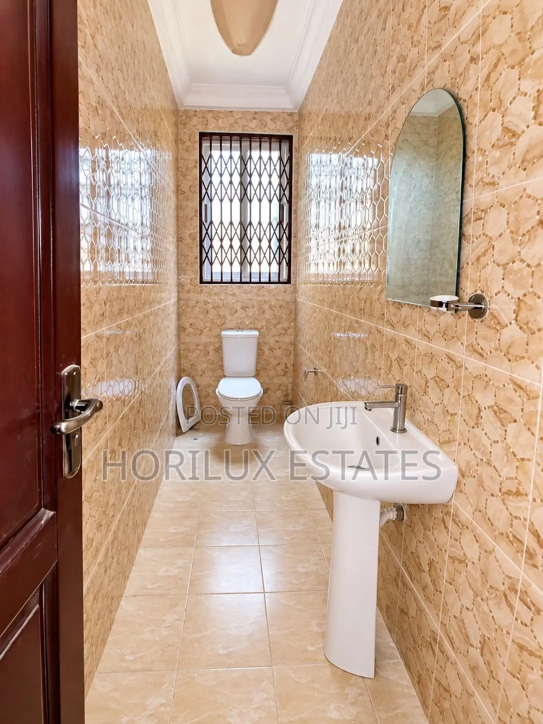 3bdrm Duplex in Oak Villa, Abokobi for sale in Abokobi