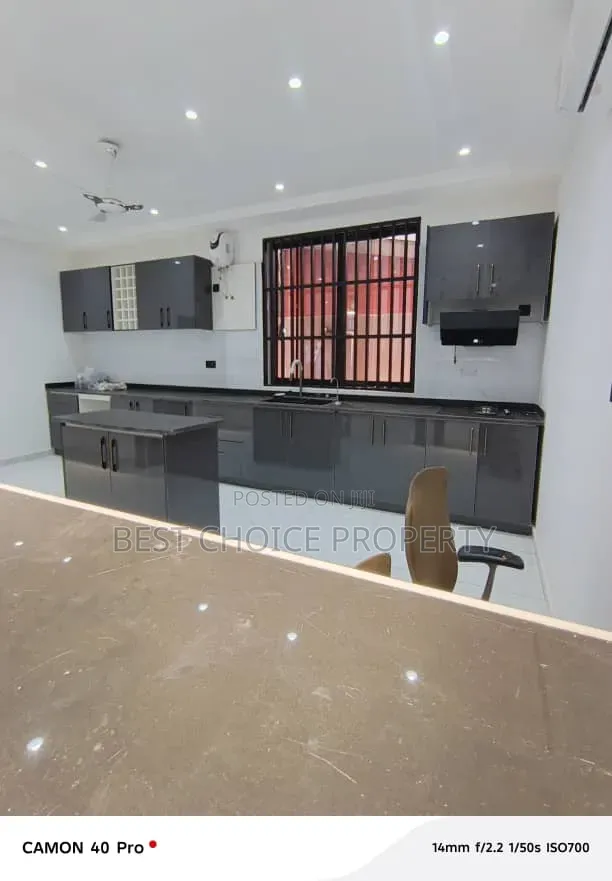 4bdrm House in Adenta, Container, A&C Mall Area for sale in A&C Mall Area