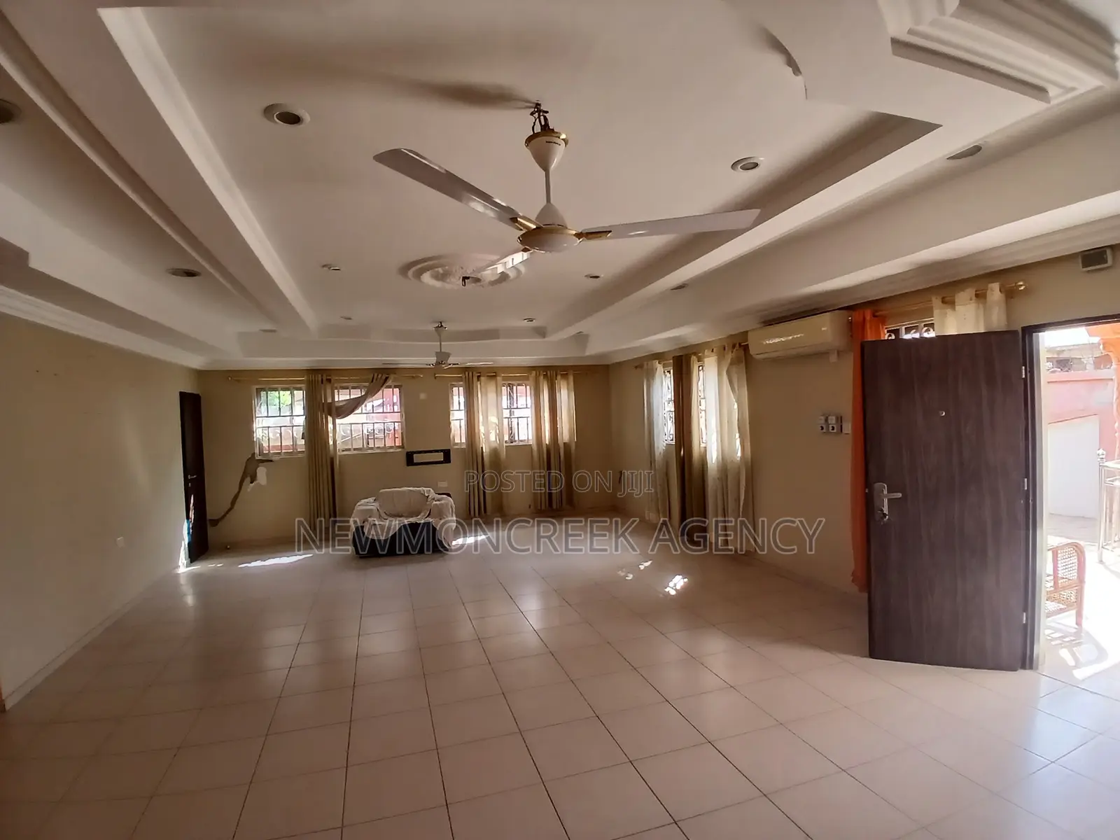 4bdrm Bungalow in Oyibi Sasabi, Sasaabi for sale in Sasaabi